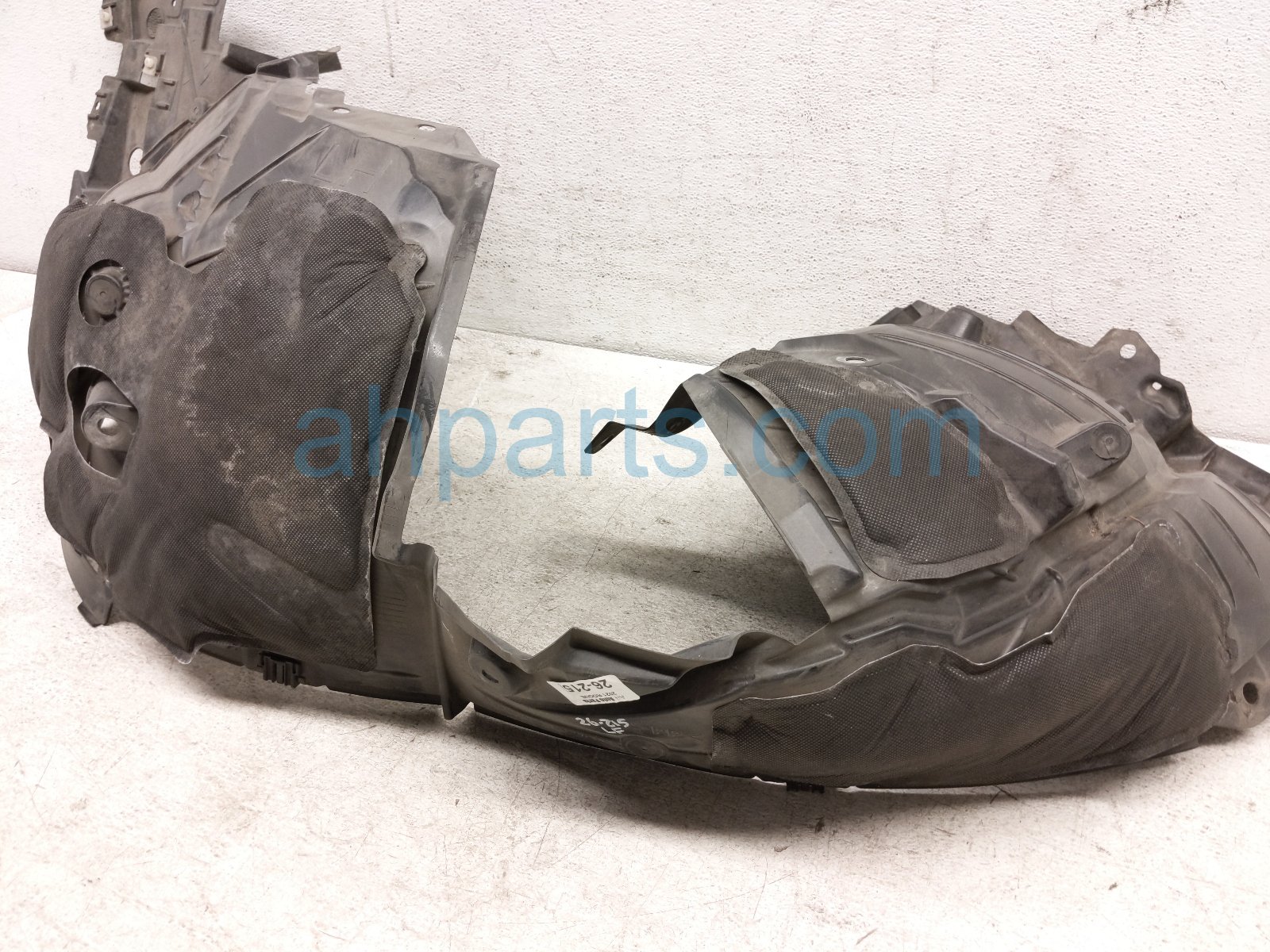 2021 Nissan Rogue Front Driver Inner Fender Liner 63843 6RA0A Replacement 2021 Nissan Rogue Front Driver Inner Fender Liner 63843 6RA0A Replacement thumbnail