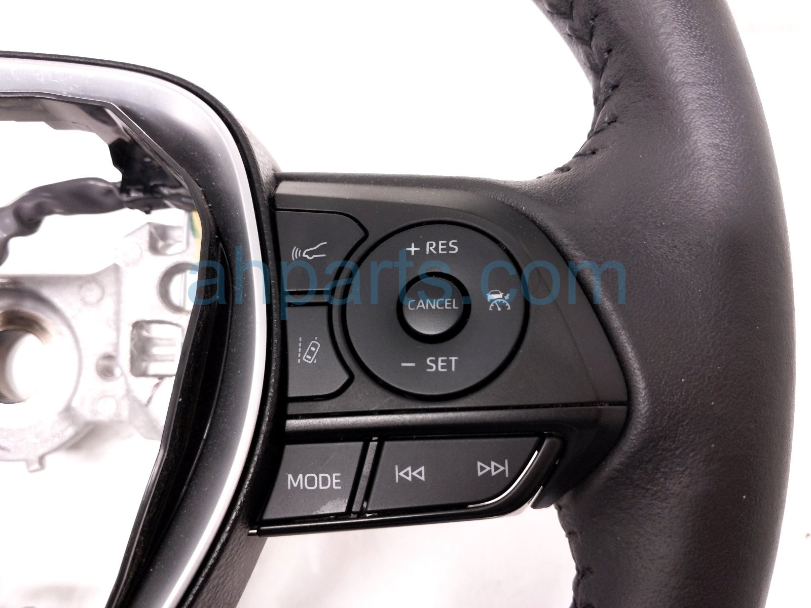 2024 Toyota Rav 4 Steering Wheel Black Xle 45100 0R190 C0 Replacement 2024 Toyota Rav 4 Steering Wheel Black Xle 45100 0R190 C0 Replacement thumbnail
