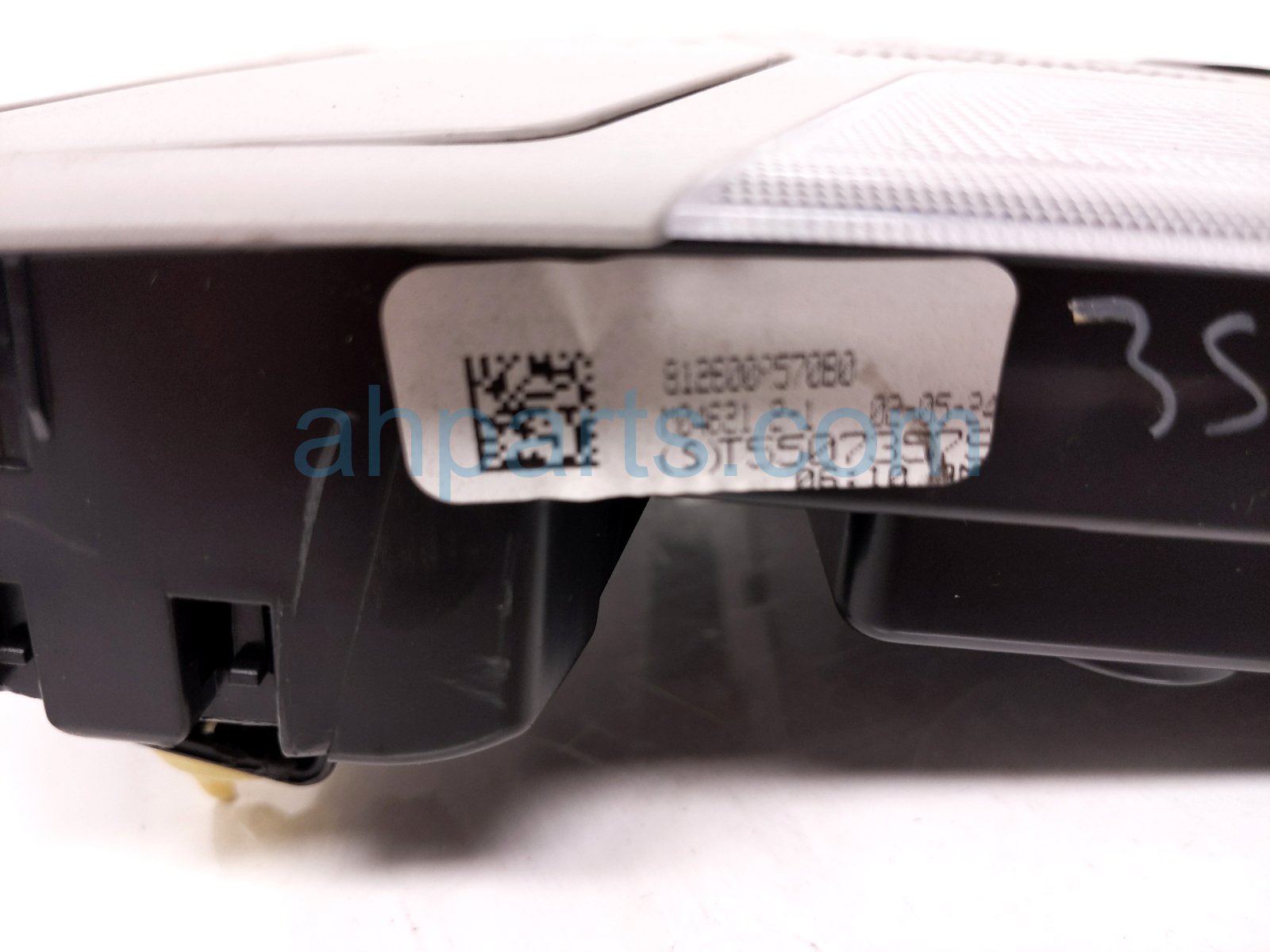 2024 Toyota Rav 4 Roof Console / Map Lt W/sun Sw gry 81208 0R390 B0 Replacement 2024 Toyota Rav 4 Roof Console / Map Lt W/sun Sw gry 81208 0R390 B0 Replacement thumbnail