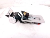 Toyota 3RD ROW MID BELT RETRACTOR - BLACK Toyota 3RD ROW MID BELT RETRACTOR - BLACK
