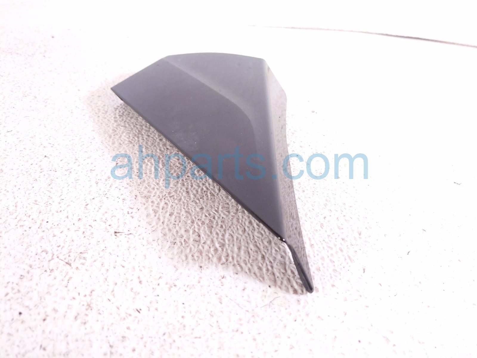 2021 Toyota C HR Driver Quarter Outer Trim Garnish 62506 10010 Replacement 2021 Toyota C HR Driver Quarter Outer Trim Garnish 62506 10010 Replacement thumbnail