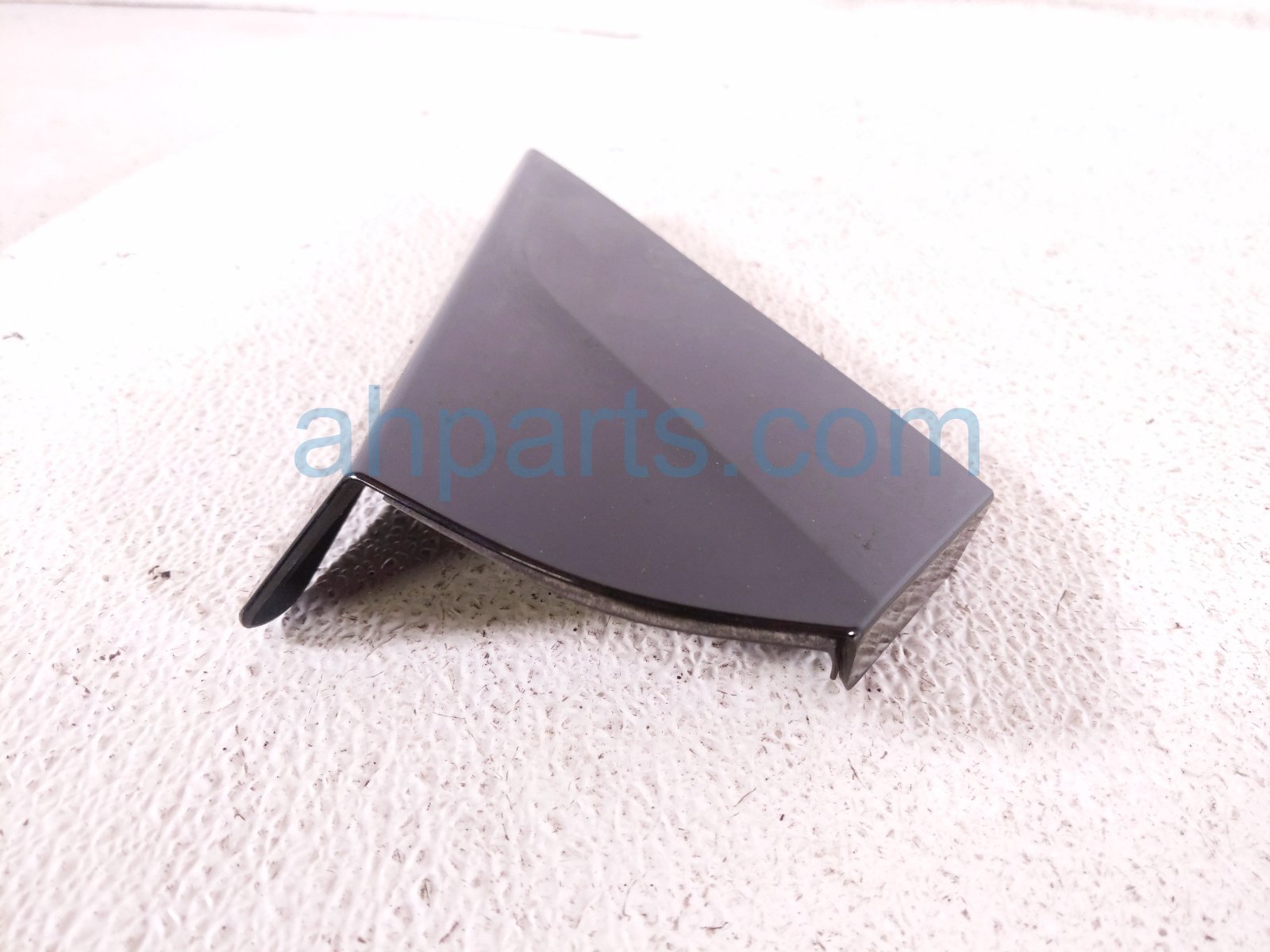 2021 Toyota C HR Driver Quarter Outer Trim Garnish 62506 10010 Replacement 2021 Toyota C HR Driver Quarter Outer Trim Garnish 62506 10010 Replacement thumbnail