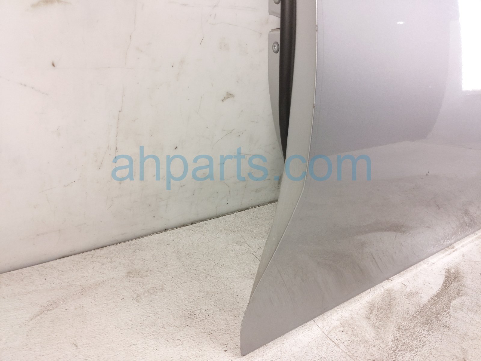 2018 Toyota Camry Front Passenger Door Silver No Mirror/trim 67001 33231 Replacement 2018 Toyota Camry Front Passenger Door Silver No Mirror/trim 67001 33231 Replacement thumbnail