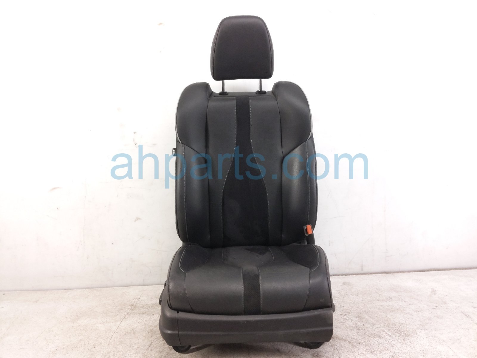 Acura FR/RH SEAT - BLACK - W/O AIRBAG*