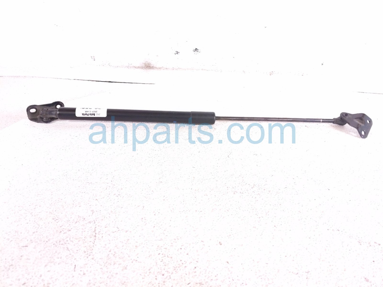 2021 Toyota C HR Rear Driver Tailgate Lift Support Strut 68960 0WJ20 Replacement 2021 Toyota C HR Rear Driver Tailgate Lift Support Strut 68960 0WJ20 Replacement thumbnail