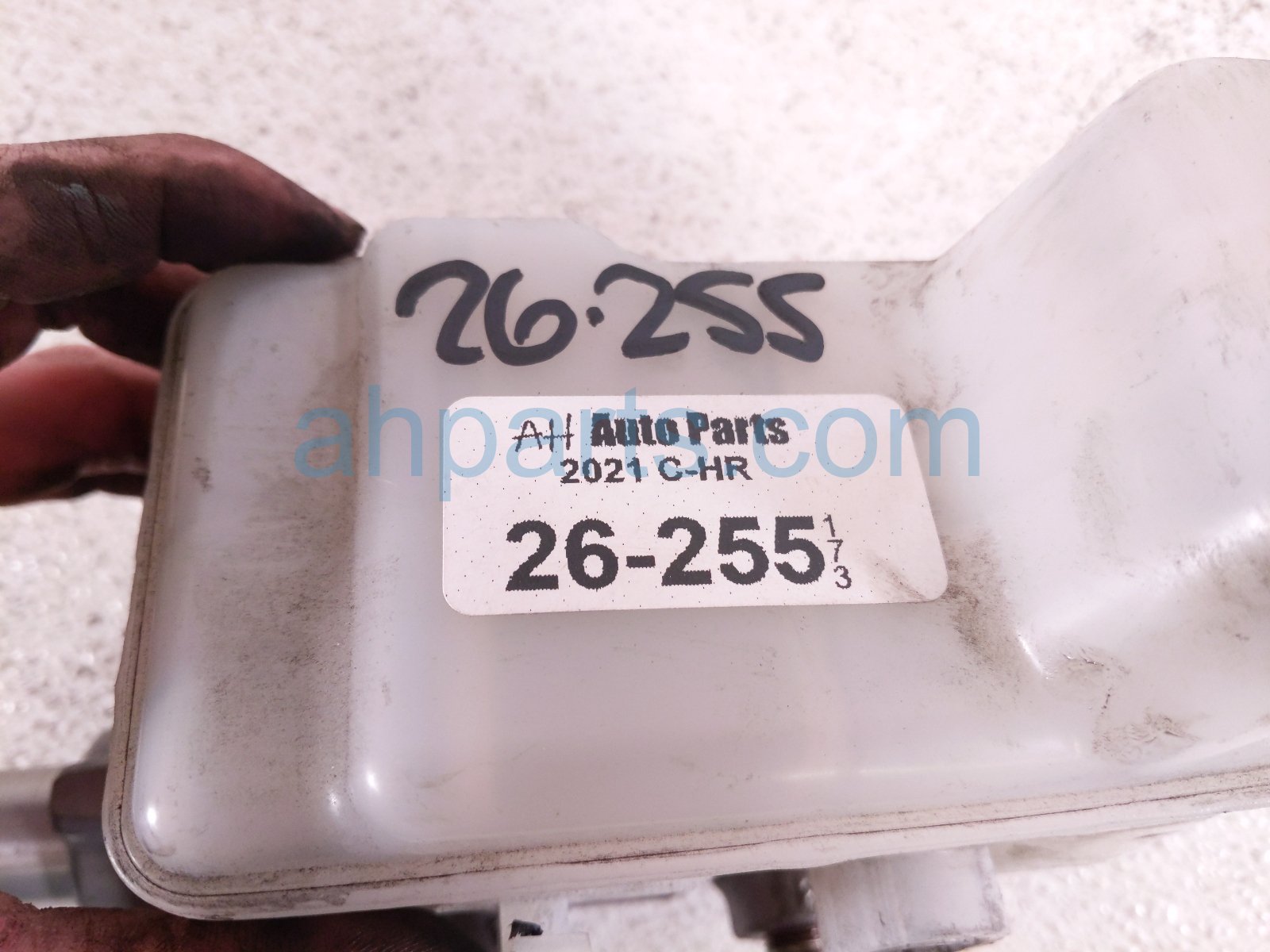 2021 Toyota C HR Brake Master Cylinder W/reservoir 47201 76020 Replacement 2021 Toyota C HR Brake Master Cylinder W/reservoir 47201 76020 Replacement thumbnail