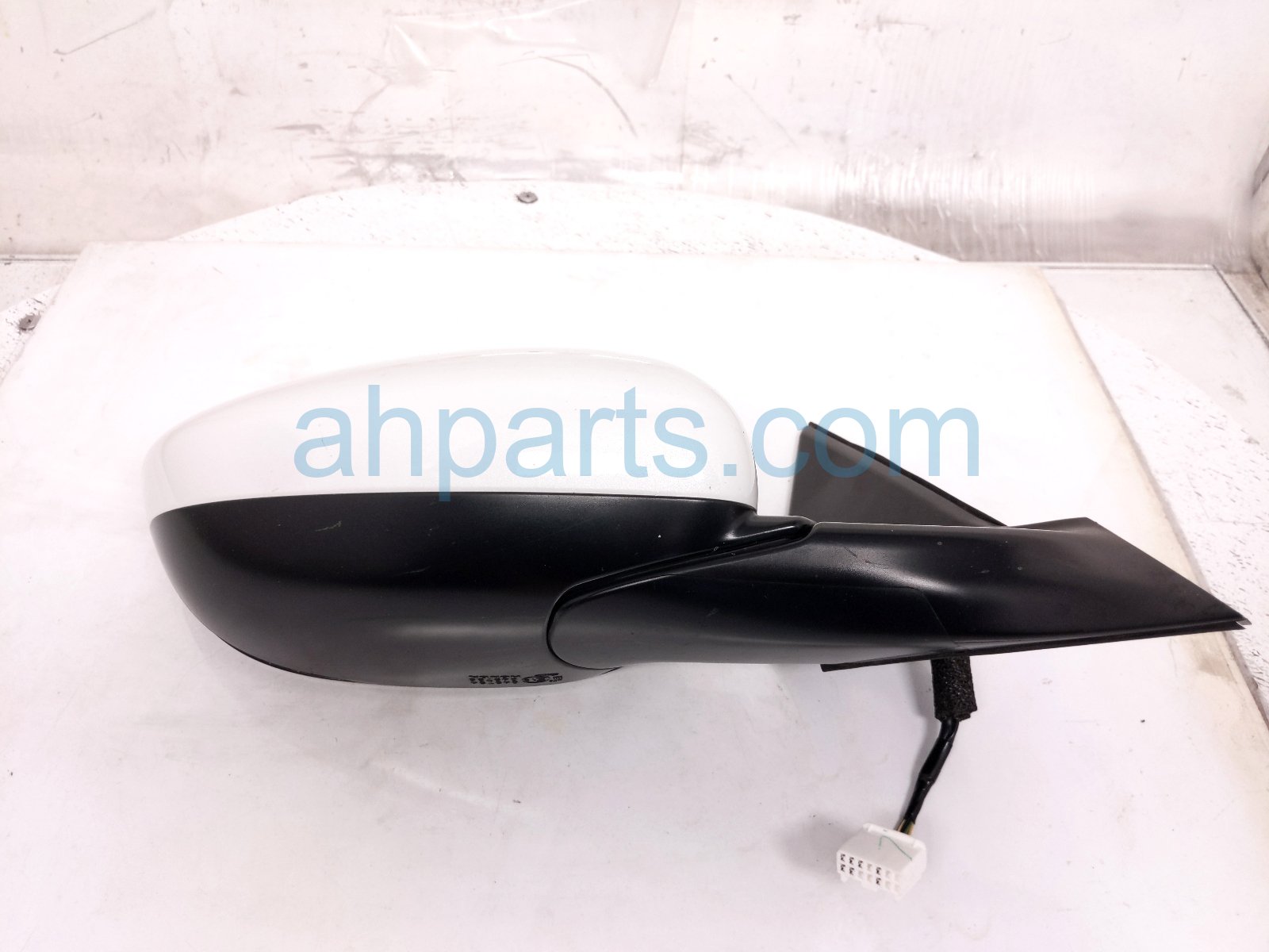 2024 Honda Accord Rear Passenger Side View Mirror White 76208 30A A11 Replacement 2024 Honda Accord Rear Passenger Side View Mirror White 76208 30A A11 Replacement thumbnail