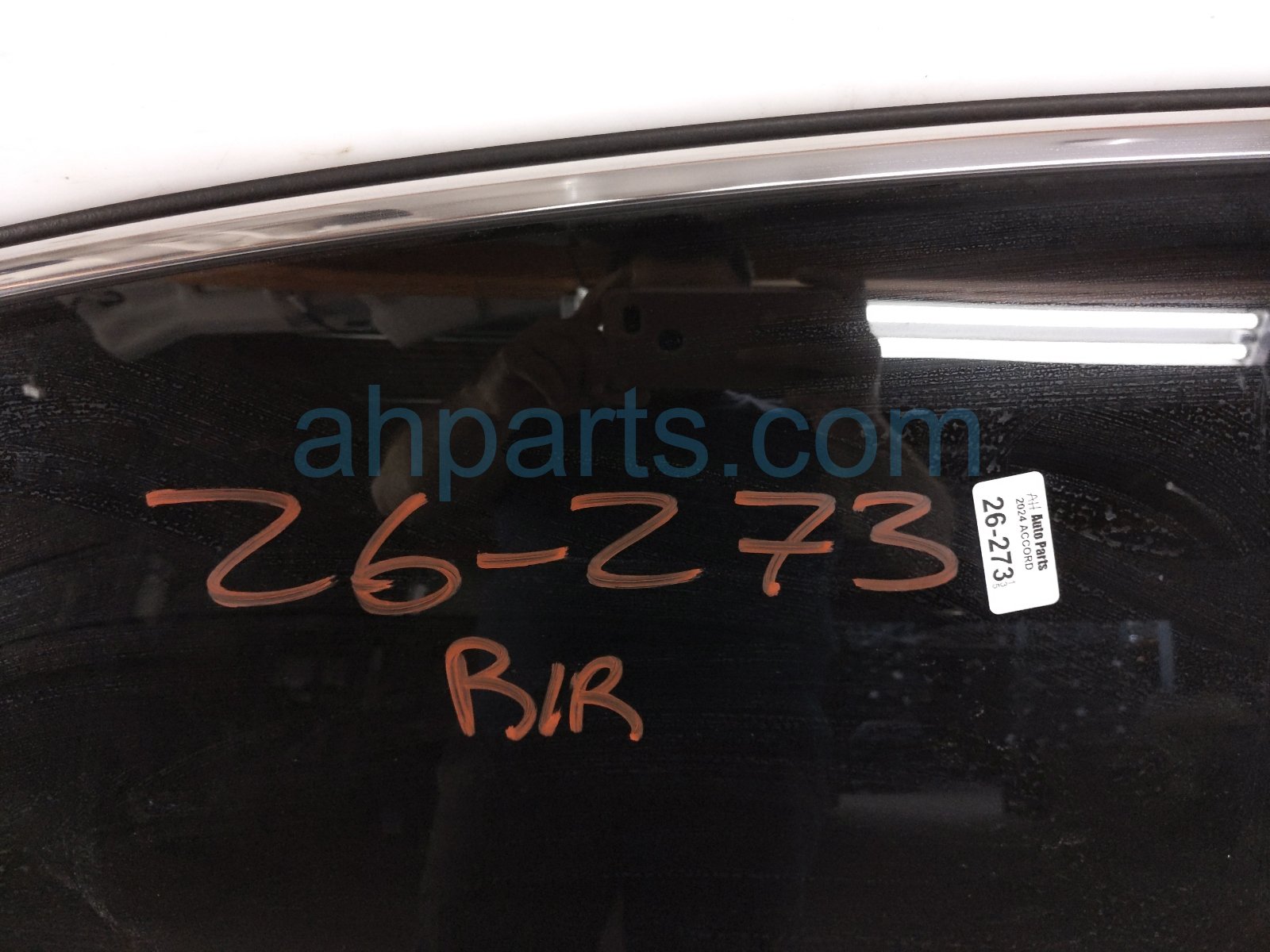 2024 Honda Accord Rear Passenger Door White No Inside Trim 67510 30A A00ZZ Replacement 2024 Honda Accord Rear Passenger Door White No Inside Trim 67510 30A A00ZZ Replacement thumbnail