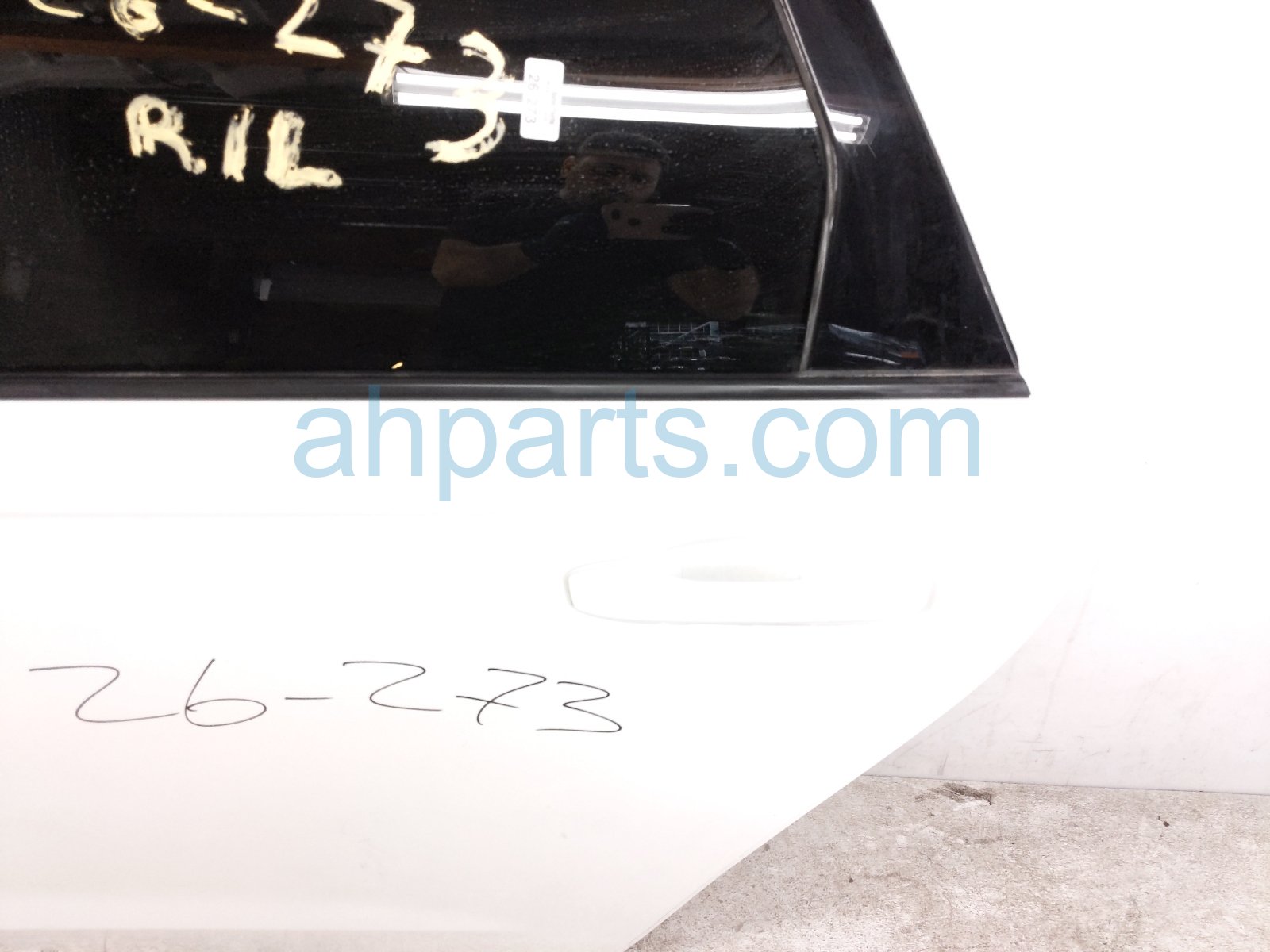 2024 Honda Accord Rear Driver Door White No Inside Trim 67550 30A A00ZZ Replacement 2024 Honda Accord Rear Driver Door White No Inside Trim 67550 30A A00ZZ Replacement thumbnail