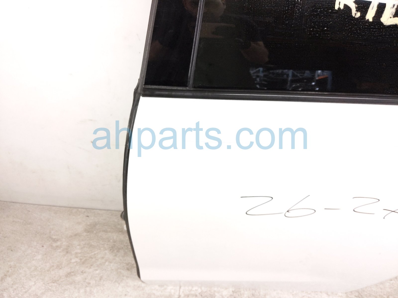 2024 Honda Accord Rear Driver Door White No Inside Trim 67550 30A A00ZZ Replacement 2024 Honda Accord Rear Driver Door White No Inside Trim 67550 30A A00ZZ Replacement thumbnail