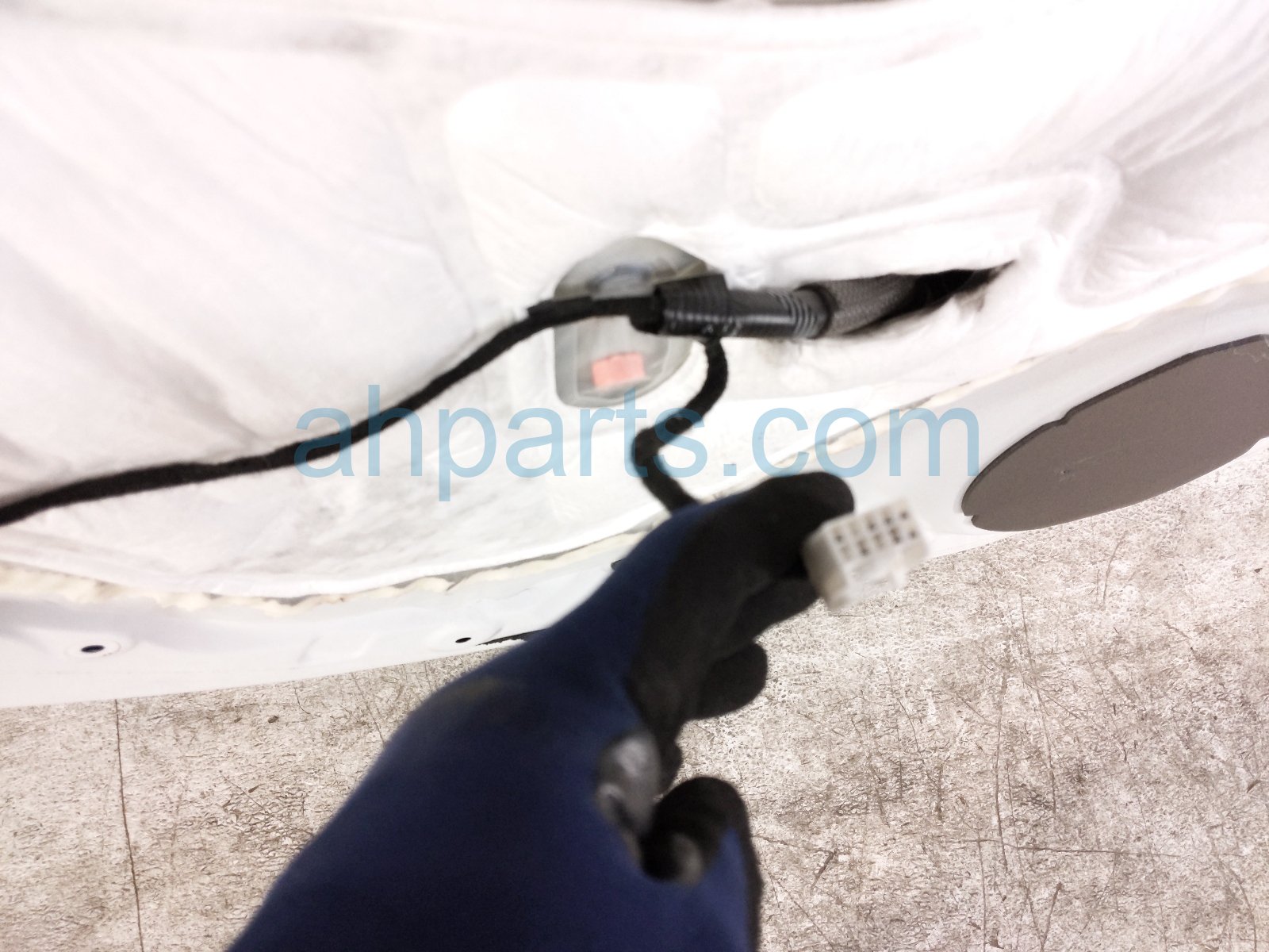2024 Honda Accord Rear Driver Door White No Inside Trim 67550 30A A00ZZ Replacement 2024 Honda Accord Rear Driver Door White No Inside Trim 67550 30A A00ZZ Replacement thumbnail