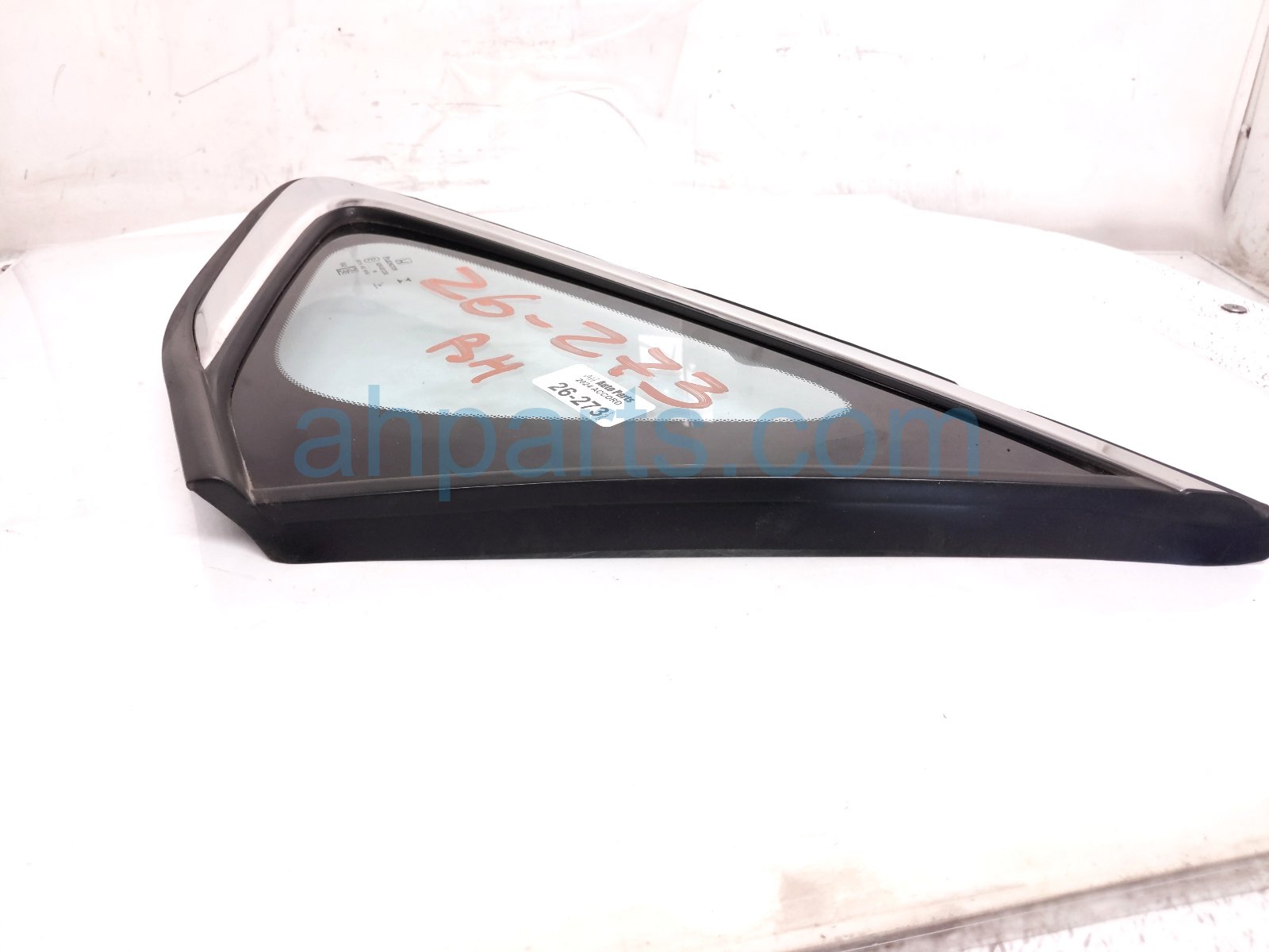 2024 Honda Accord Passenger Quarter Window Glass 73500 30A A01 Replacement 2024 Honda Accord Passenger Quarter Window Glass 73500 30A A01 Replacement thumbnail