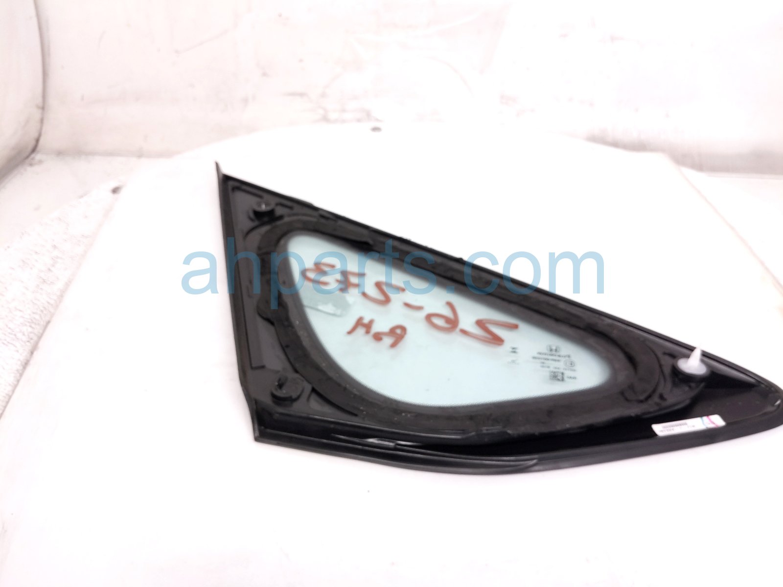 2024 Honda Accord Passenger Quarter Window Glass 73500 30A A01 Replacement 2024 Honda Accord Passenger Quarter Window Glass 73500 30A A01 Replacement thumbnail