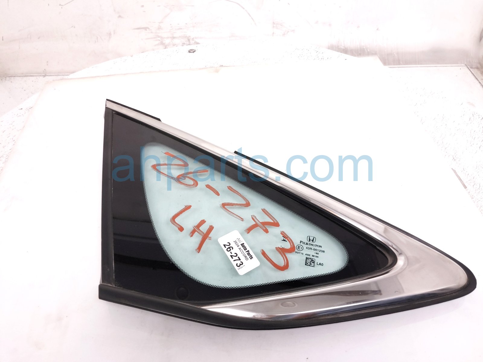 2024 Honda Accord Driver Quarter Window Glass 73550 30A A01 Replacement 2024 Honda Accord Driver Quarter Window Glass 73550 30A A01 Replacement thumbnail