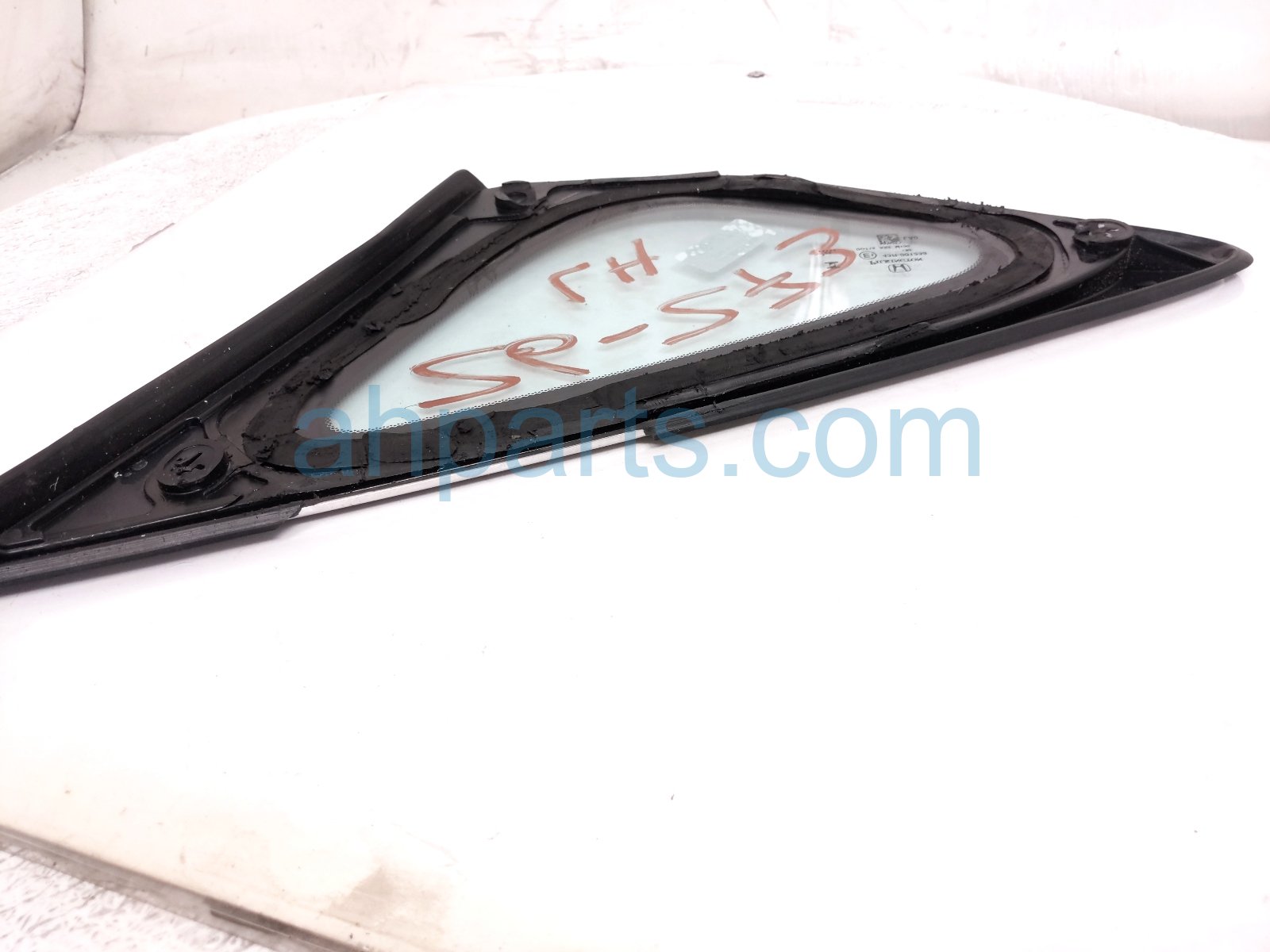 2024 Honda Accord Driver Quarter Window Glass 73550 30A A01 Replacement 2024 Honda Accord Driver Quarter Window Glass 73550 30A A01 Replacement thumbnail