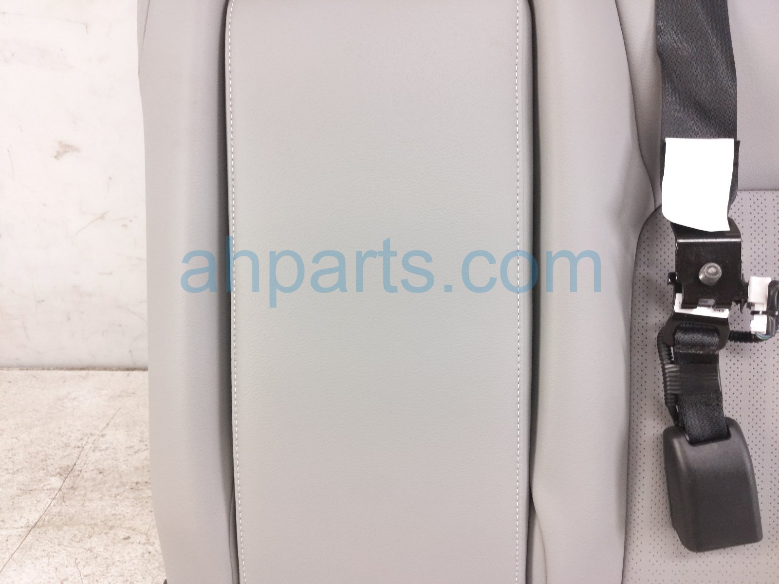 2025 Honda Civic (2nd Row) Rear Driver 2nd Row Seat Back W/arm grey 82521 T65 A71ZB Replacement 2025 Honda Civic (2nd Row) Rear Driver 2nd Row Seat Back W/arm grey 82521 T65 A71ZB Replacement thumbnail