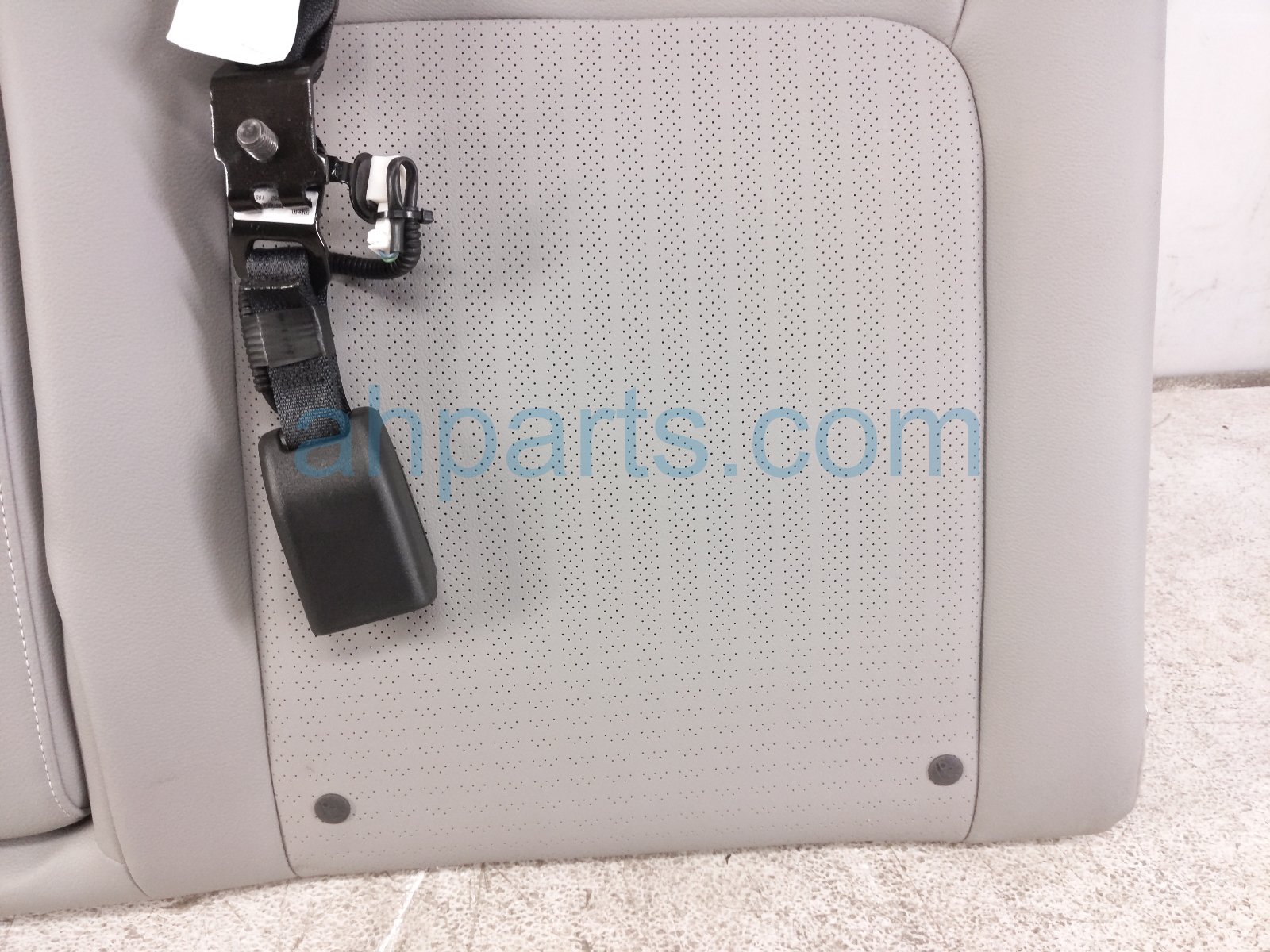 2025 Honda Civic (2nd Row) Rear Driver 2nd Row Seat Back W/arm grey 82521 T65 A71ZB Replacement 2025 Honda Civic (2nd Row) Rear Driver 2nd Row Seat Back W/arm grey 82521 T65 A71ZB Replacement thumbnail