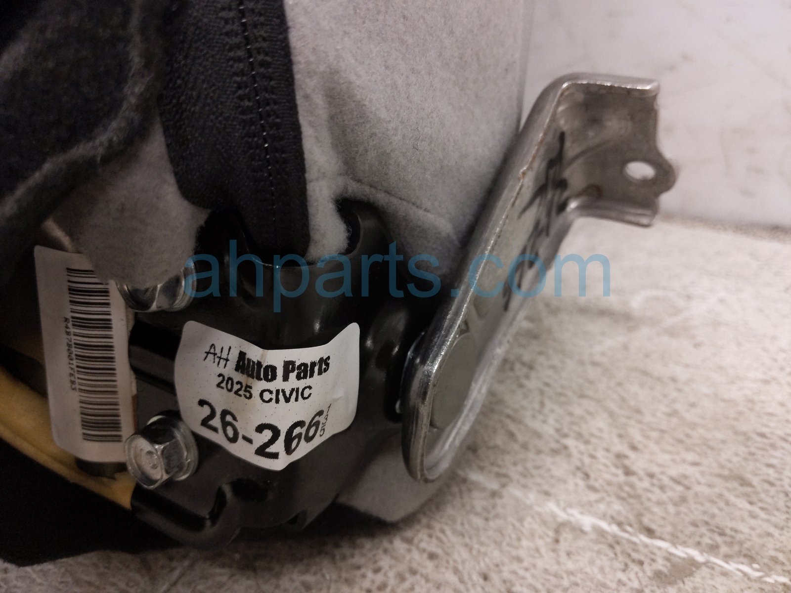 2025 Honda Civic (2nd Row) Rear Passenger 2nd Row Seat Back Grey Lthr 82121 T65 A71ZB Replacement 2025 Honda Civic (2nd Row) Rear Passenger 2nd Row Seat Back Grey Lthr 82121 T65 A71ZB Replacement thumbnail