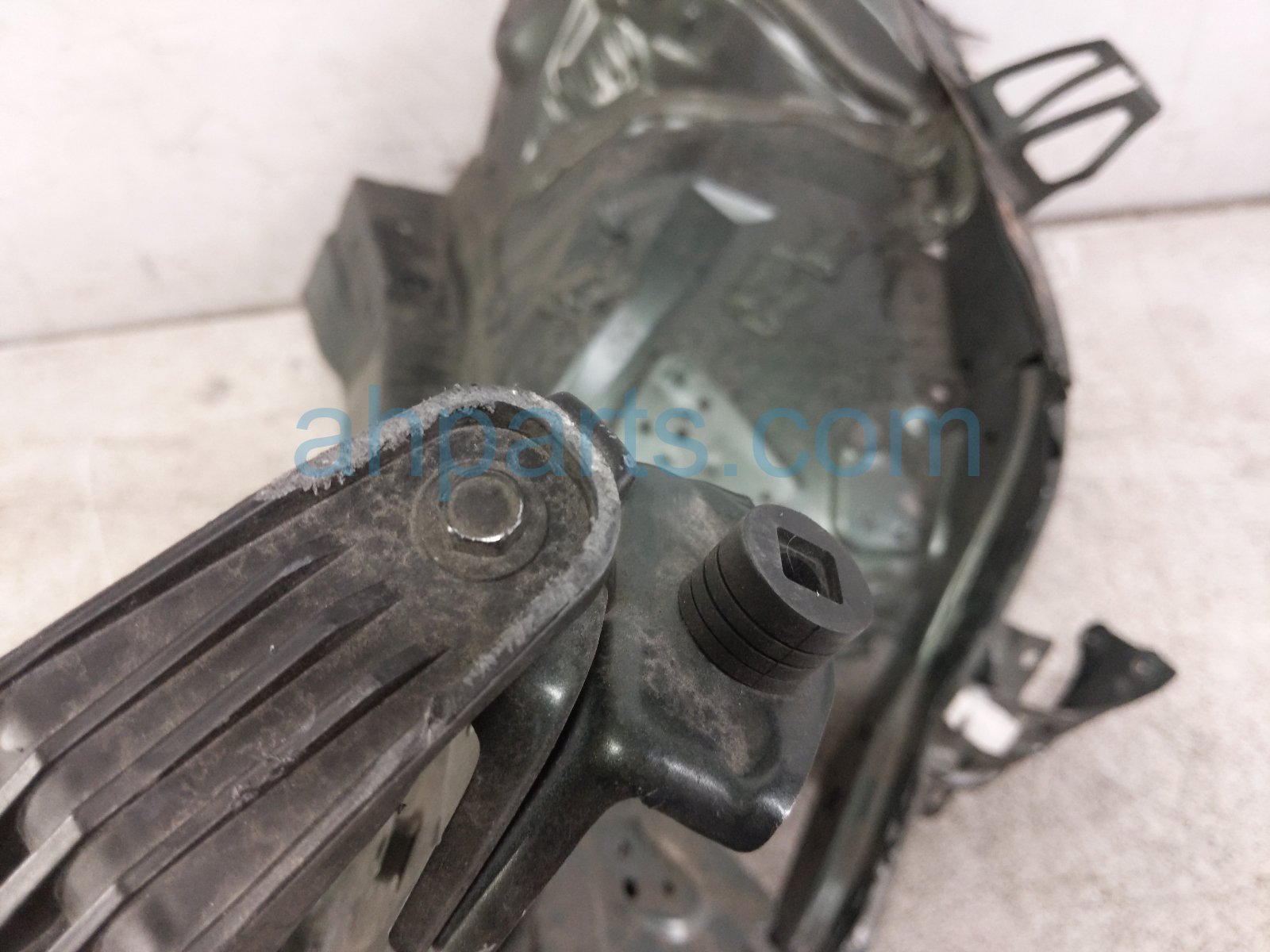 2023 Toyota Corollacs Driver Apron / Shock Tower Cut Green 53702 0A070 Replacement 2023 Toyota Corollacs Driver Apron / Shock Tower Cut Green 53702 0A070 Replacement thumbnail