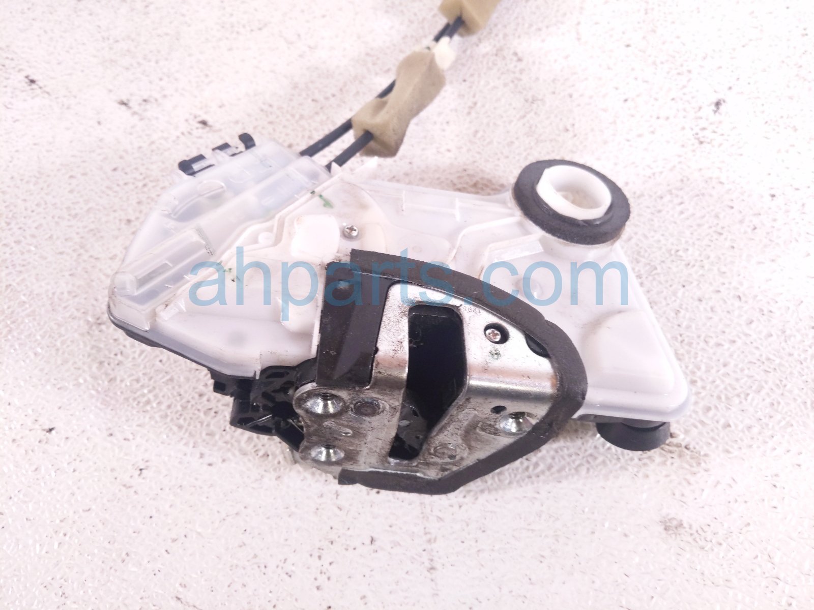 2020 Honda Pilot Front Passenger Door Lock Actuator Latch 72110 T5R A31 Replacement 2020 Honda Pilot Front Passenger Door Lock Actuator Latch 72110 T5R A31 Replacement thumbnail