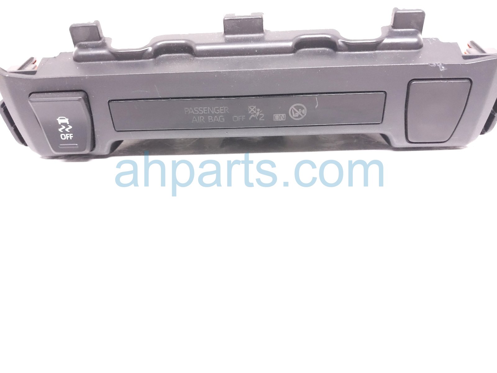 Toyota DASH SWITCH PANEL ASSY Toyota DASH SWITCH PANEL ASSY