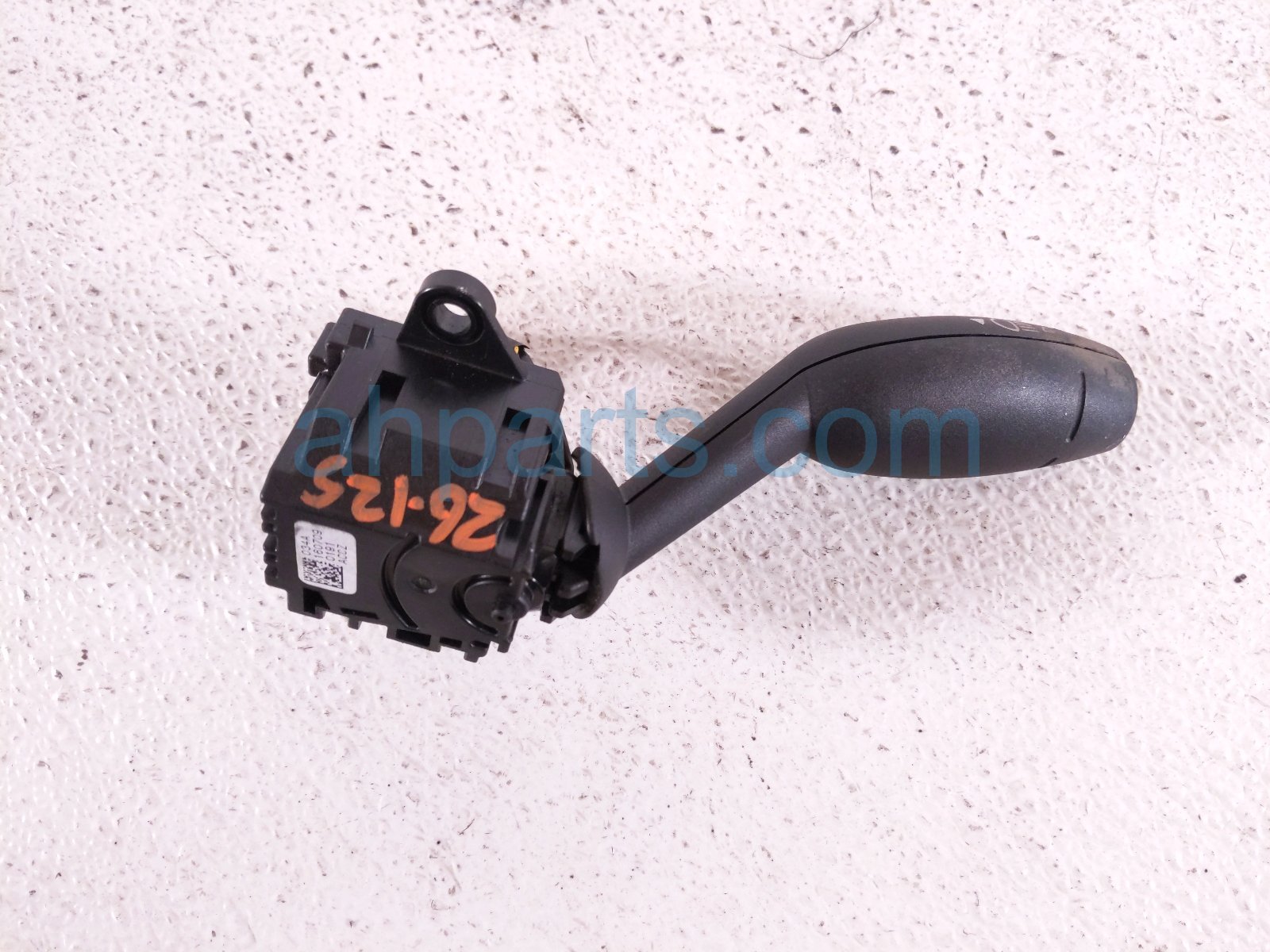 2017 BMW Mini Cooper Combo Headlamp / Signal Column Switch 61 31 6 827 363 Replacement 2017 BMW Mini Cooper Combo Headlamp / Signal Column Switch 61 31 6 827 363 Replacement thumbnail