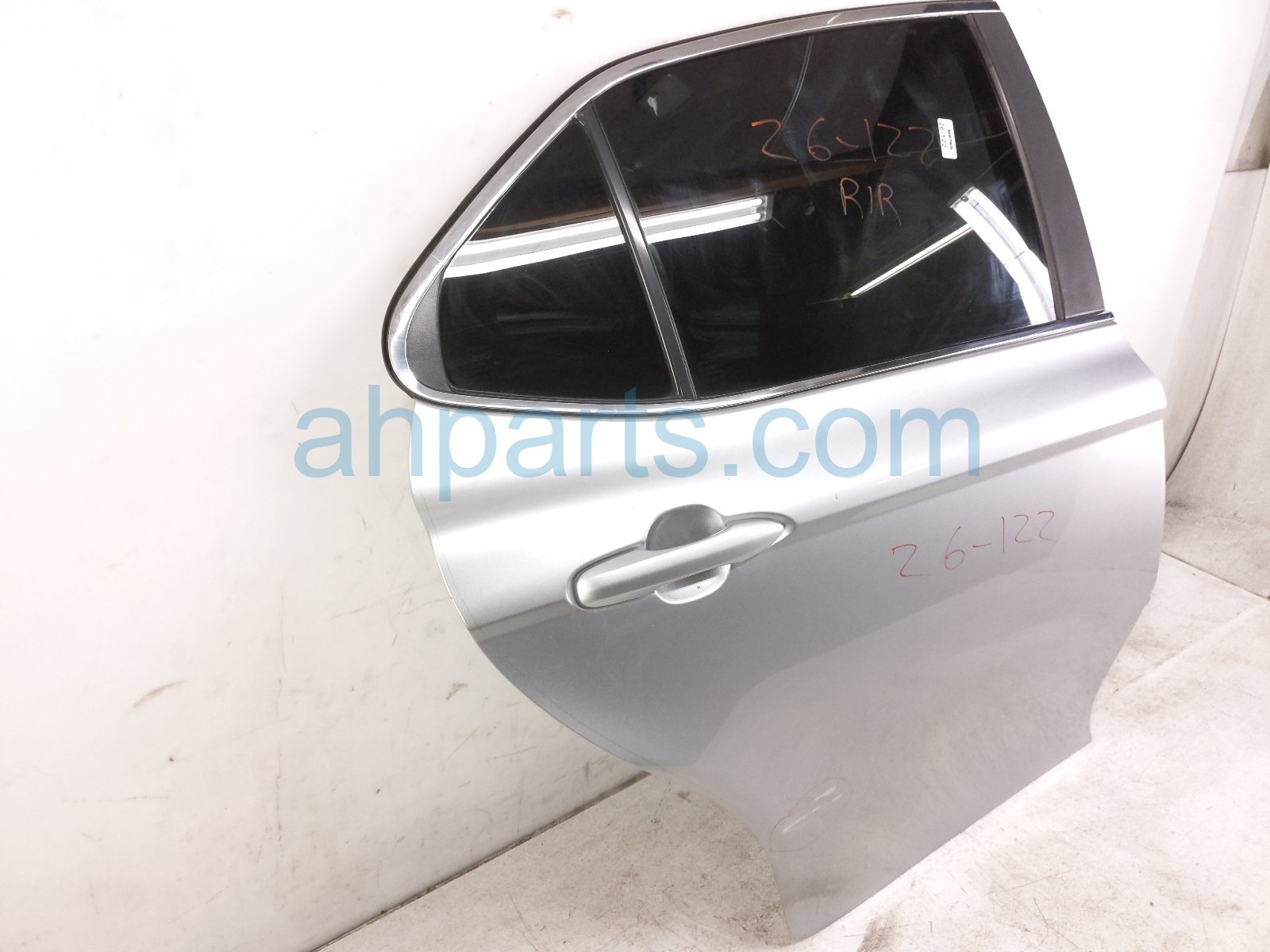 2018 Toyota Camry Rear Passenger Door Silver No Inside Trim 67003 33270 Replacement 2018 Toyota Camry Rear Passenger Door Silver No Inside Trim 67003 33270 Replacement thumbnail