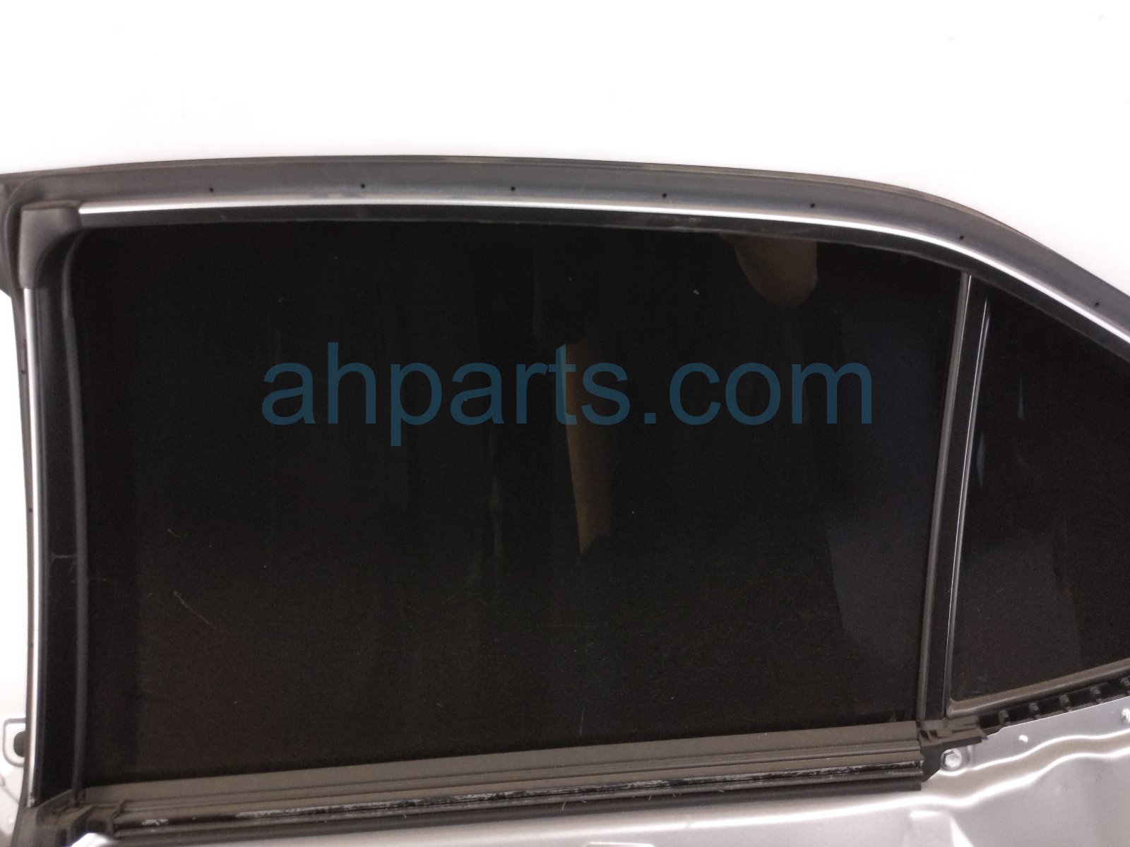 2018 Toyota Camry Rear Passenger Door Silver No Inside Trim 67003 33270 Replacement 2018 Toyota Camry Rear Passenger Door Silver No Inside Trim 67003 33270 Replacement thumbnail