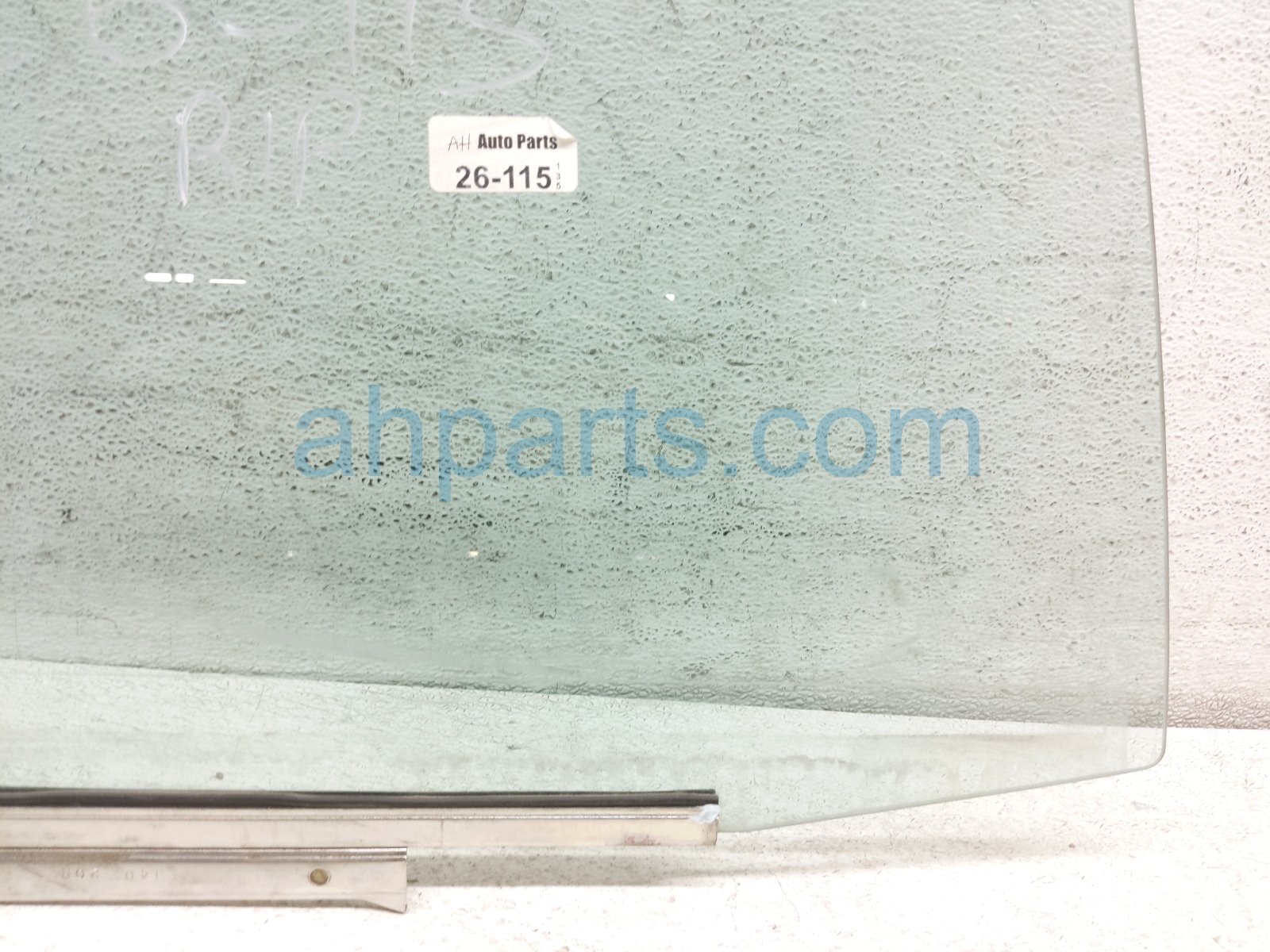 2020 Toyota Camry Rear Passenger Door Glass Window 68103 06300 Replacement 2020 Toyota Camry Rear Passenger Door Glass Window 68103 06300 Replacement thumbnail