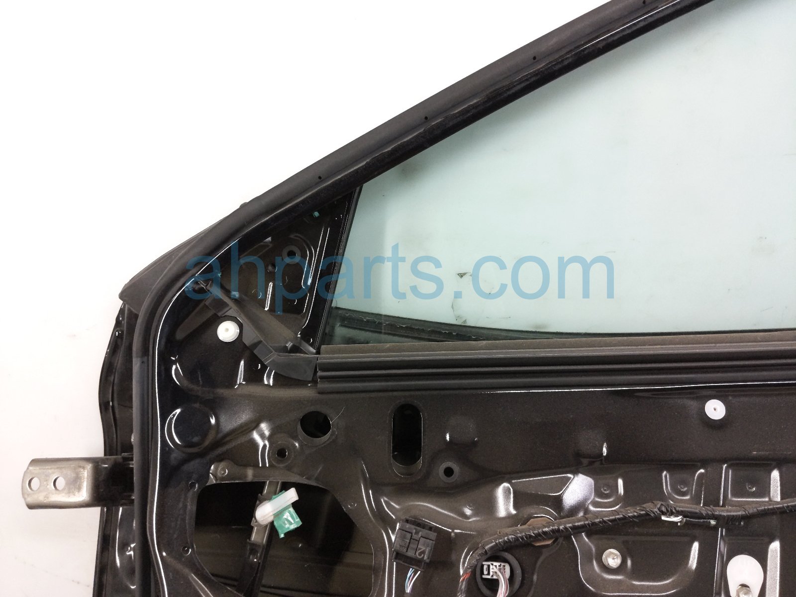 2020 Toyota Camry Front Passenger Door Black No Mirror/trim 67001 06281 Replacement 2020 Toyota Camry Front Passenger Door Black No Mirror/trim 67001 06281 Replacement thumbnail