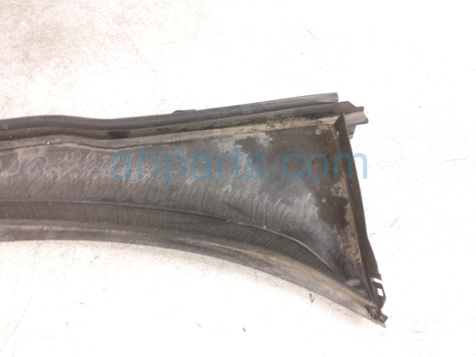 2025 Honda Civic Cover Windshield Cowl Panel Htbk 74218 T22 A11 Replacement 2025 Honda Civic Cover Windshield Cowl Panel Htbk 74218 T22 A11 Replacement thumbnail