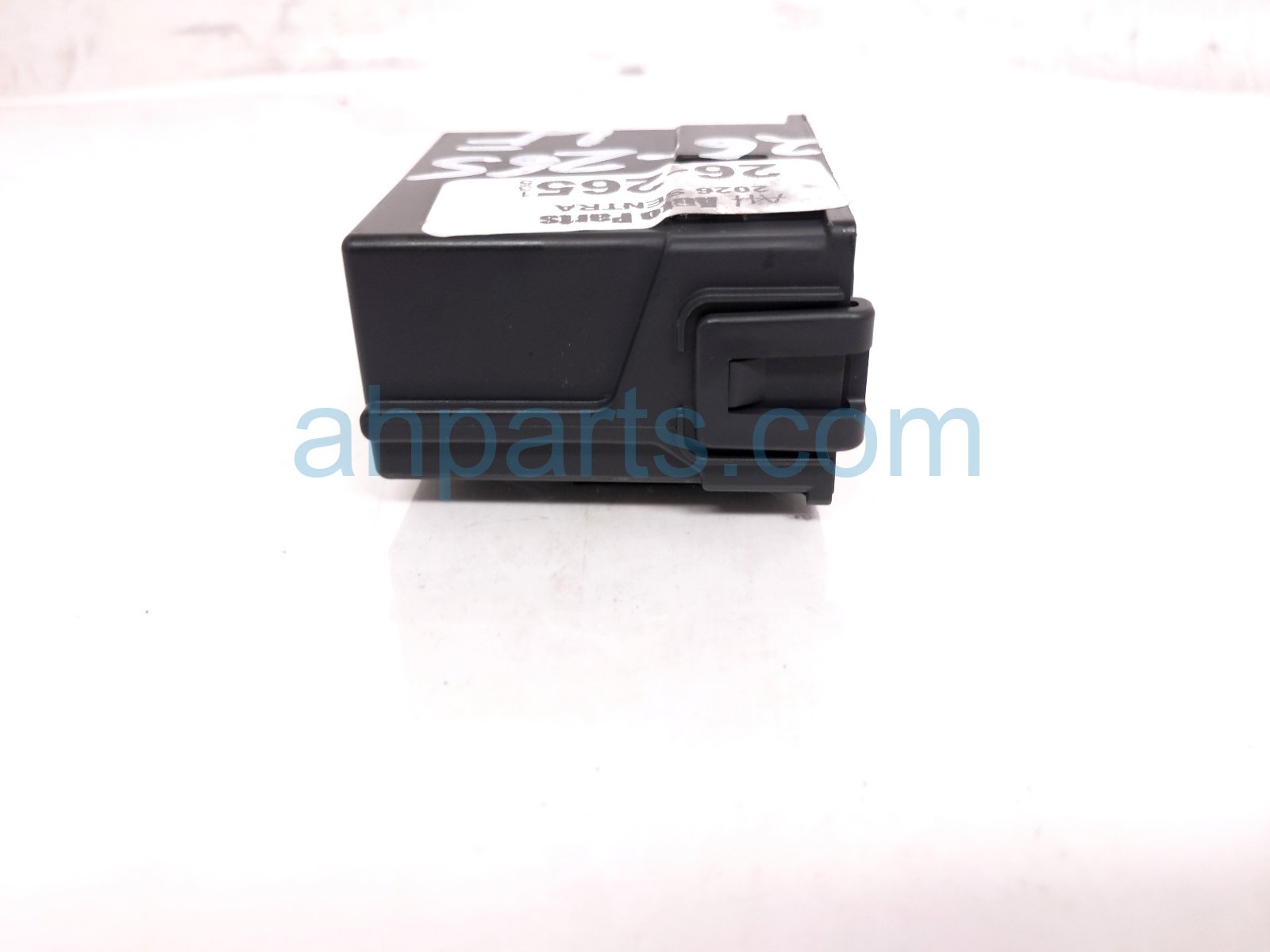 2026 Nissan Sentra Keyless Entry Antenna Fl 285T3 7SF1A Replacement 2026 Nissan Sentra Keyless Entry Antenna Fl 285T3 7SF1A Replacement thumbnail