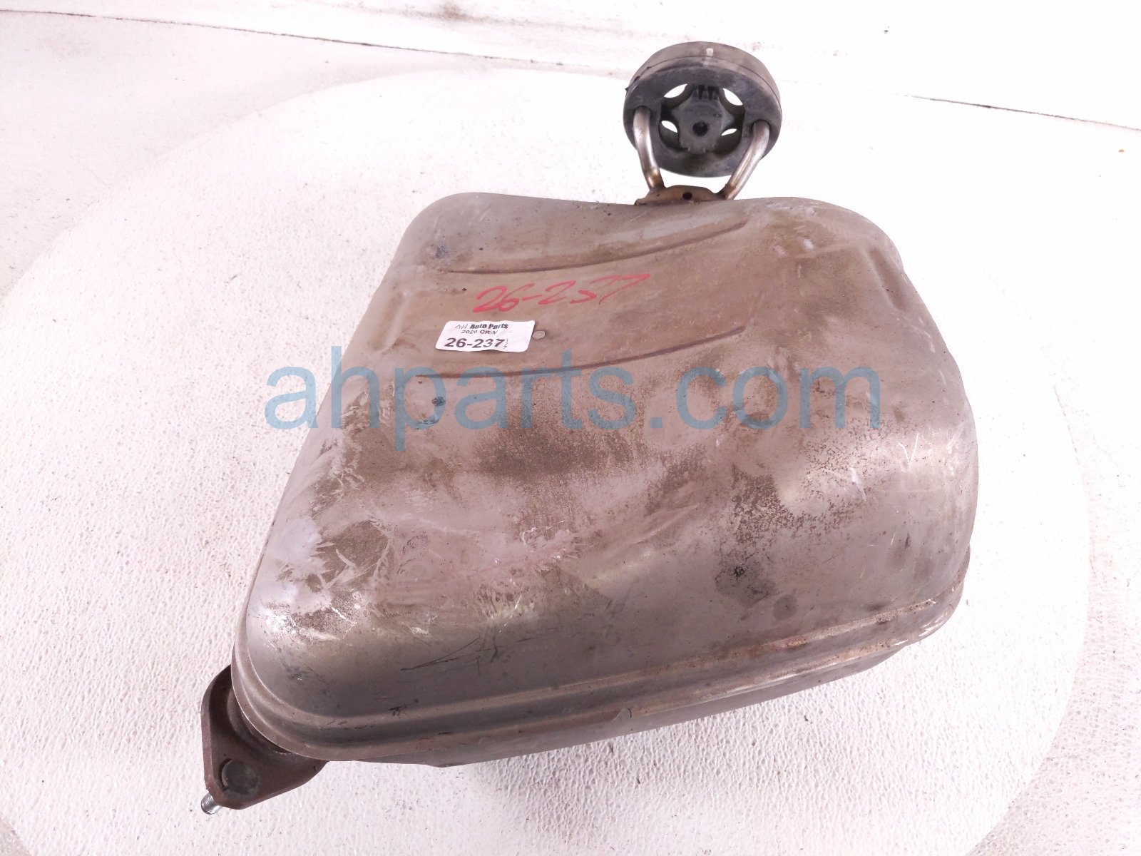 2020 Honda CR V Driver Rear Exhaust Muffler 1.5t Awd 18305 TLA A21 Replacement 2020 Honda CR V Driver Rear Exhaust Muffler 1.5t Awd 18305 TLA A21 Replacement thumbnail