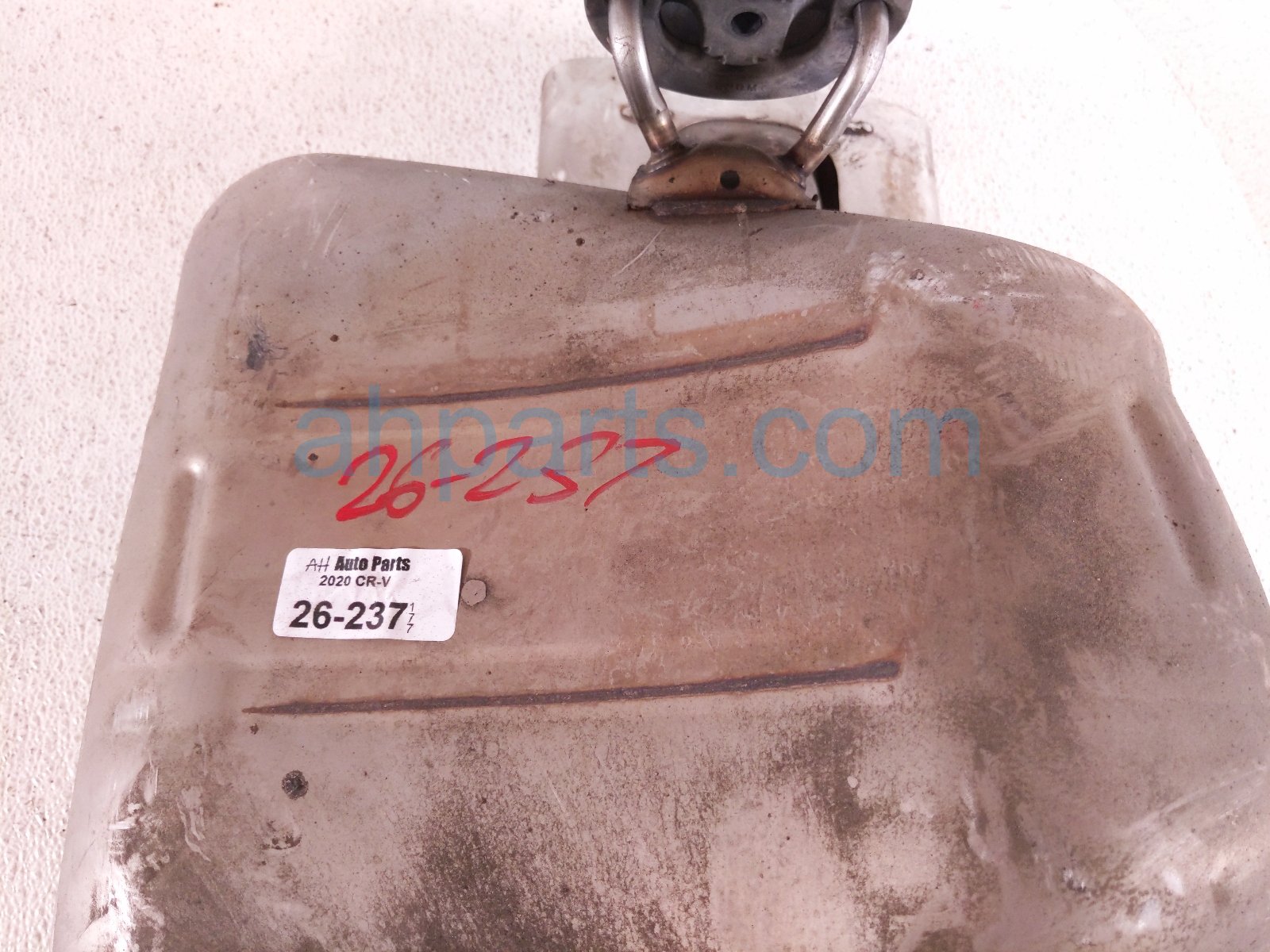 2020 Honda CR V Driver Rear Exhaust Muffler 1.5t Awd 18305 TLA A21 Replacement 2020 Honda CR V Driver Rear Exhaust Muffler 1.5t Awd 18305 TLA A21 Replacement thumbnail