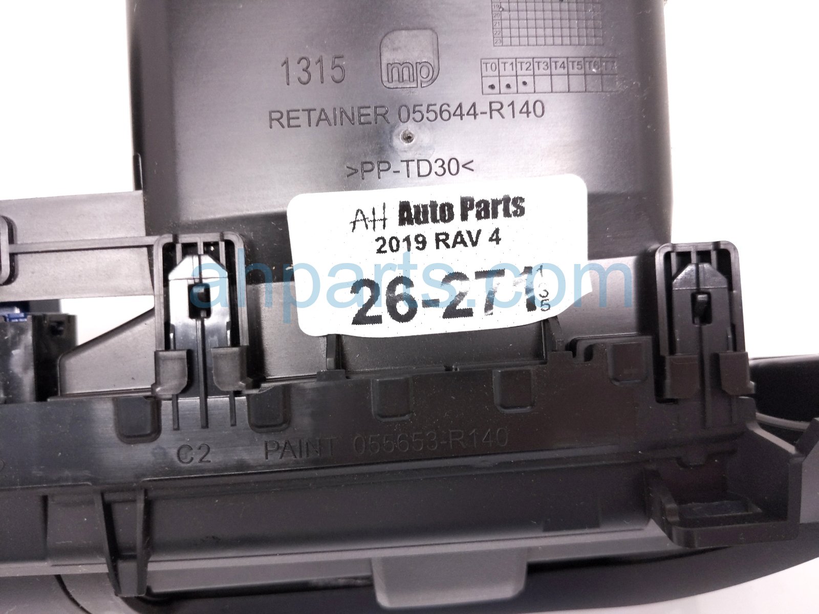 2019 Toyota Rav 4 Center Dash Air Vent W/hazard Blk 55670 0R140 Replacement 2019 Toyota Rav 4 Center Dash Air Vent W/hazard Blk 55670 0R140 Replacement thumbnail