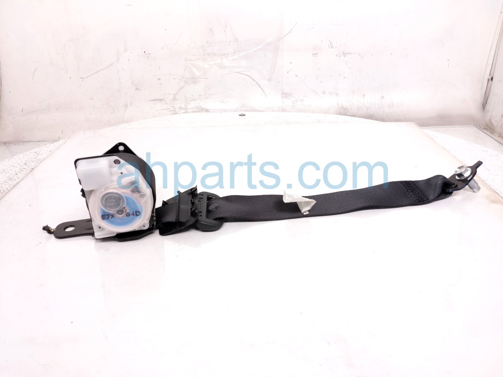 Infiniti REAR LH SEAT BELT RETRACTOR - BLACK