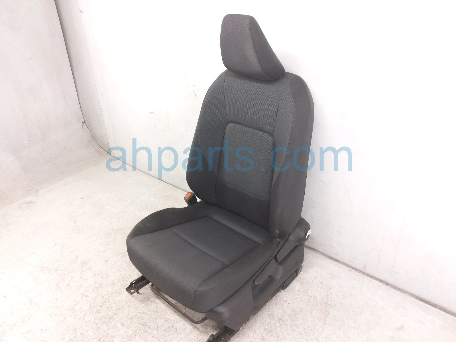 2024 Toyota Prius Front Driver Seat Black W/ Airbag 71074 47E40 C0 Replacement 2024 Toyota Prius Front Driver Seat Black W/ Airbag 71074 47E40 C0 Replacement thumbnail