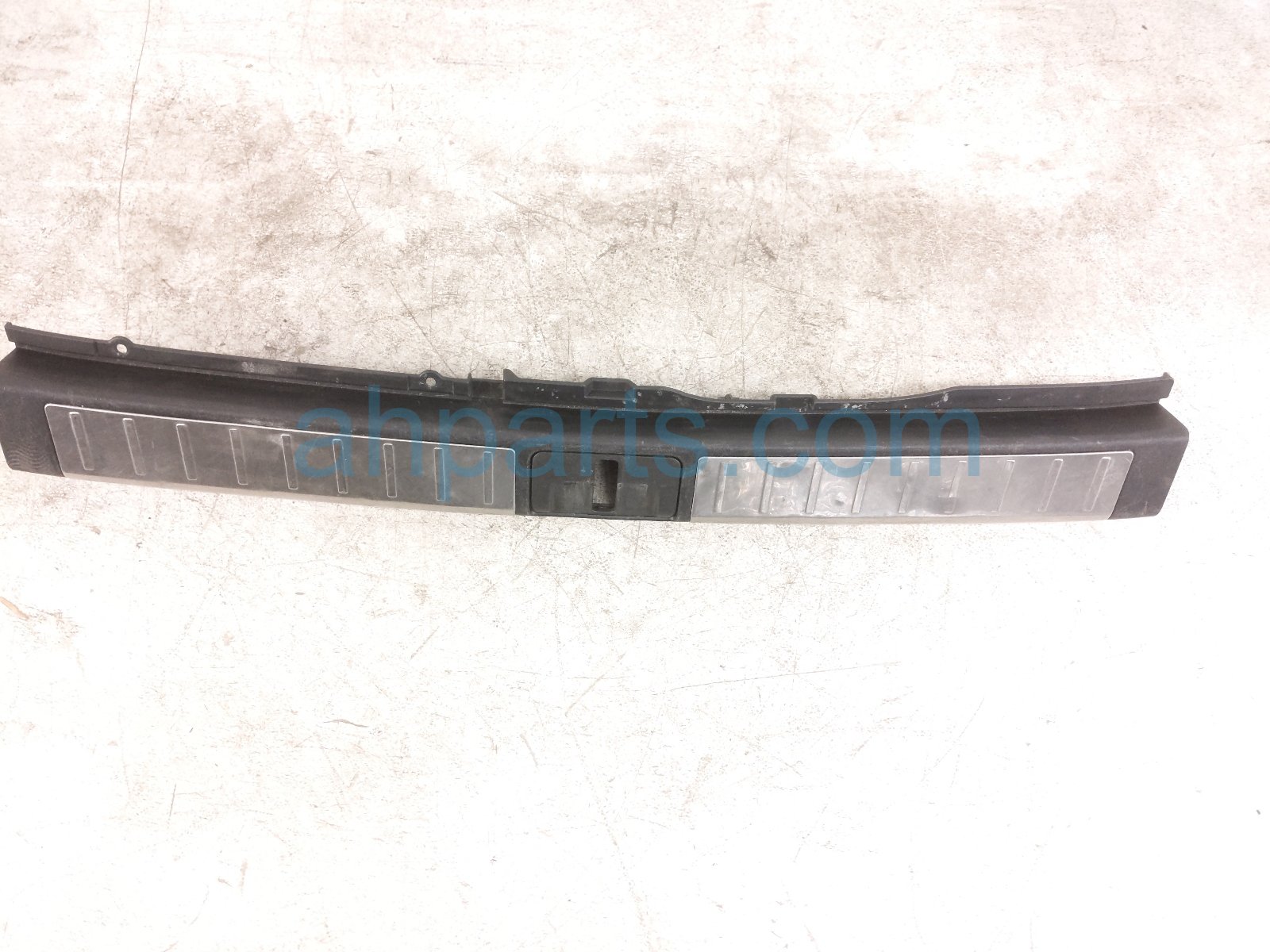 2015 Lexus Rx450h Rear Cargo Sill Scuff Plate Blk 58387 48071 C0 Replacement 2015 Lexus Rx450h Rear Cargo Sill Scuff Plate Blk 58387 48071 C0 Replacement thumbnail