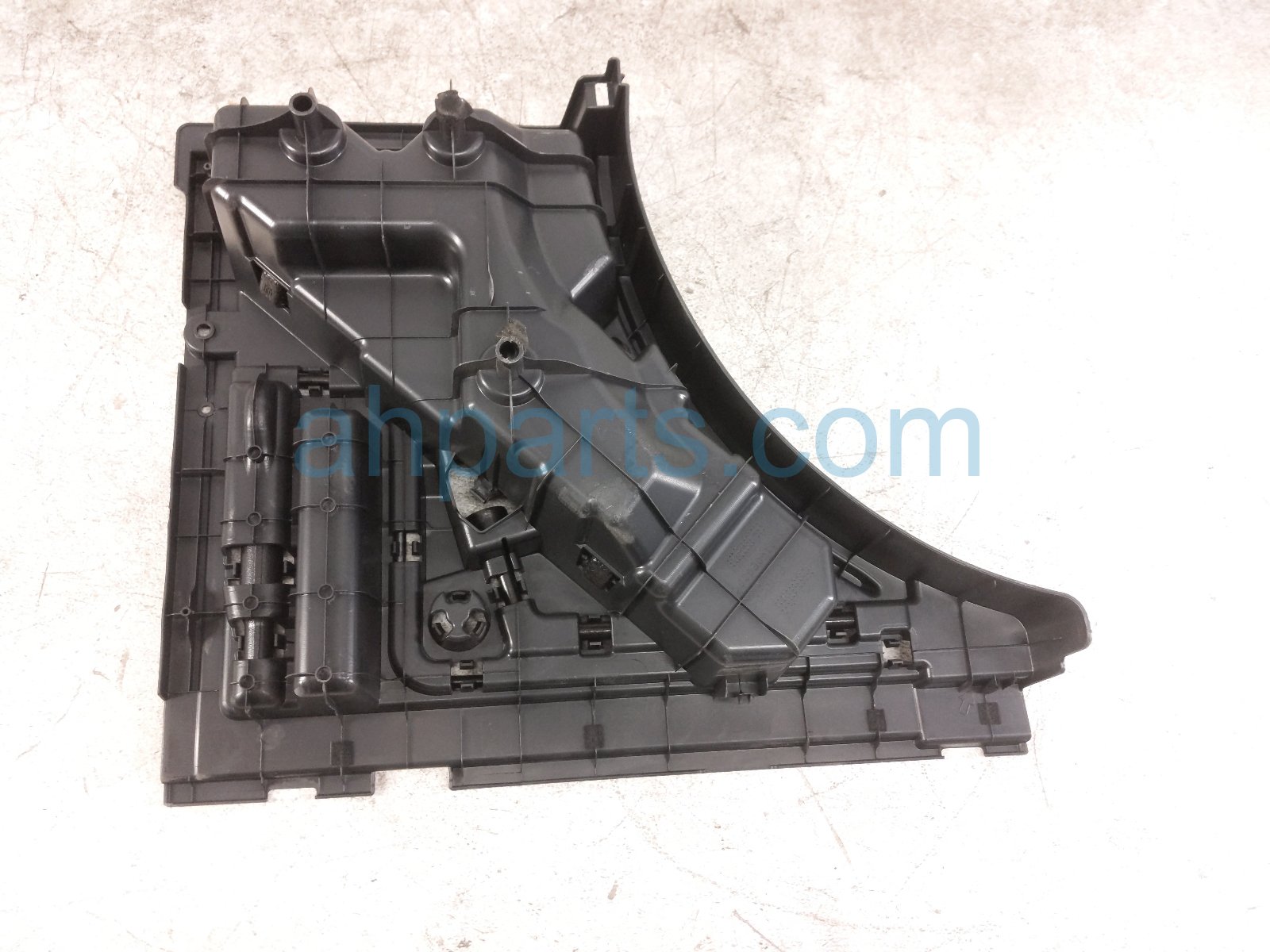 2015 Lexus Rx450h Jack & Tools W/storage Tray Assy 64991 0E020 Replacement 2015 Lexus Rx450h Jack & Tools W/storage Tray Assy 64991 0E020 Replacement thumbnail