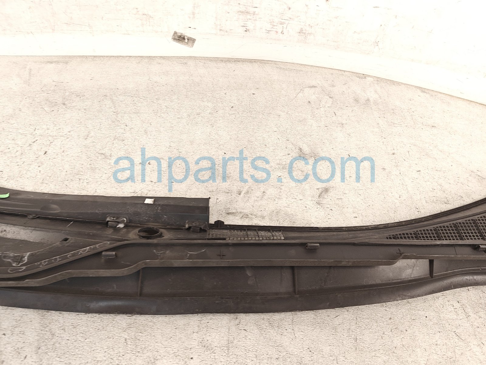 2022 Toyota Sienna Cover Windshield Wiper Cowl Grille Panel 55708 08050 Replacement 2022 Toyota Sienna Cover Windshield Wiper Cowl Grille Panel 55708 08050 Replacement thumbnail