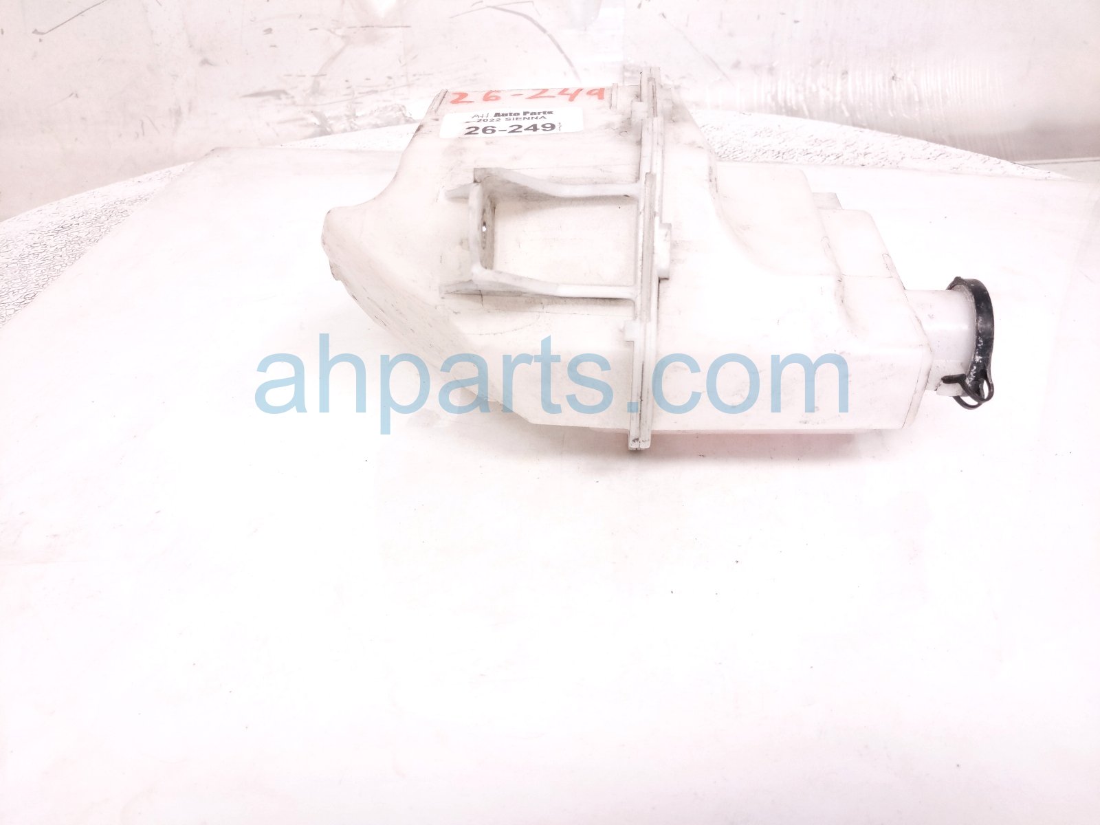 2022 Toyota Sienna Coolant Overflow Reservoir Tank 16470 0P130 Replacement 2022 Toyota Sienna Coolant Overflow Reservoir Tank 16470 0P130 Replacement thumbnail