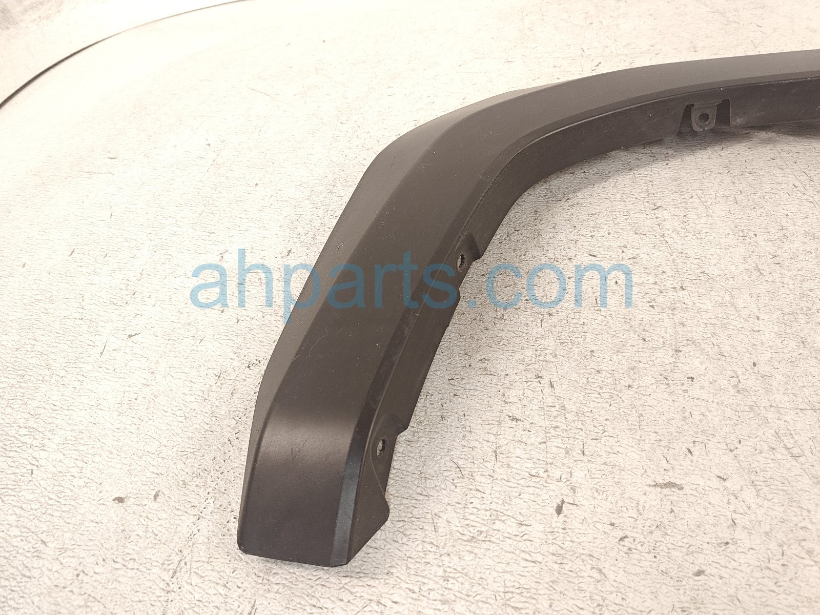 2024 Toyota Tacoma Rear Driver Wheel Opening Molding Black 75088 AK010 Replacement 2024 Toyota Tacoma Rear Driver Wheel Opening Molding Black 75088 AK010 Replacement thumbnail