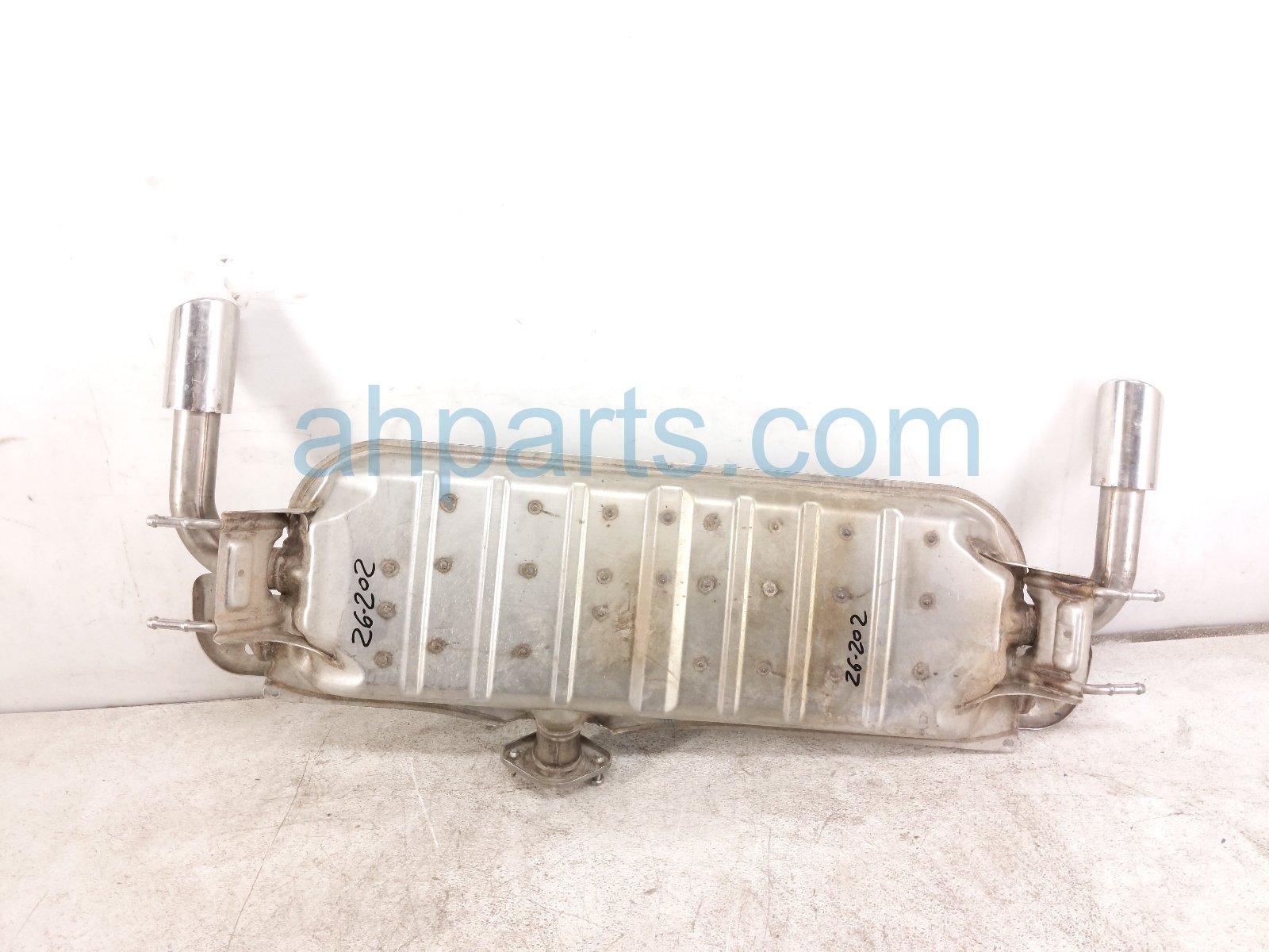 2023 Mazda Cx 30 Rear Exhaust Muffler 2.5l Awd PY4X 40 100A Replacement 2023 Mazda Cx 30 Rear Exhaust Muffler 2.5l Awd PY4X 40 100A Replacement thumbnail