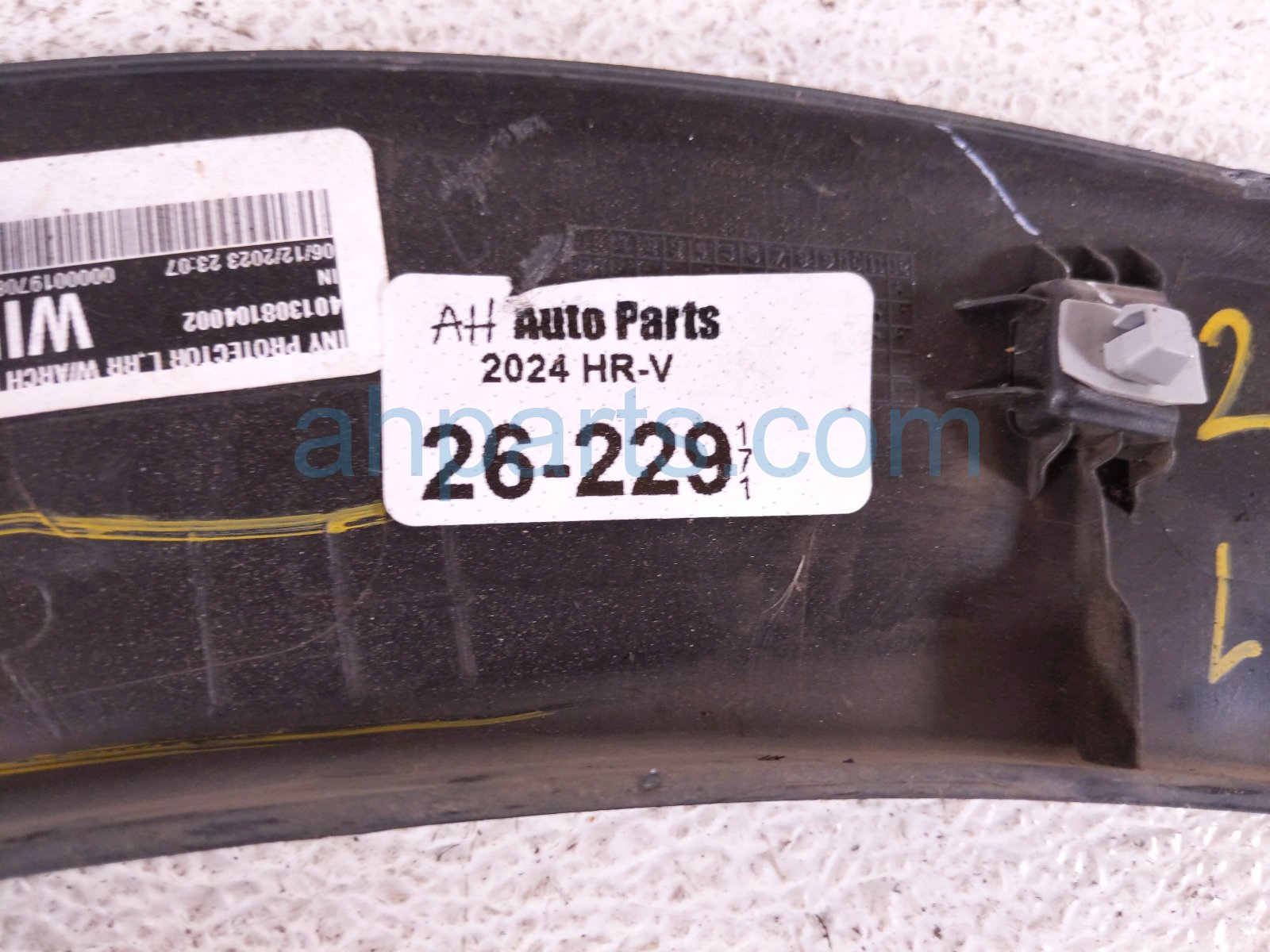 2024 Honda HR V Rear Driver Door Moulding 74453 3W0 A00 Replacement 2024 Honda HR V Rear Driver Door Moulding 74453 3W0 A00 Replacement thumbnail