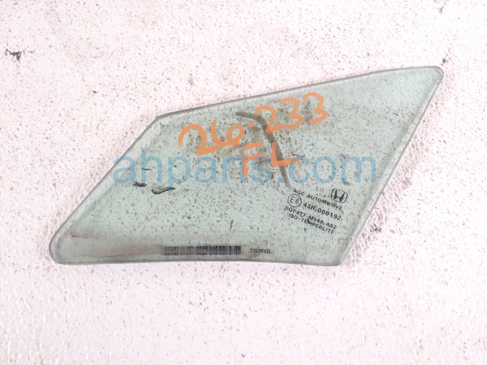 Honda FR/LH DOOR VENT GLASS WINDOW