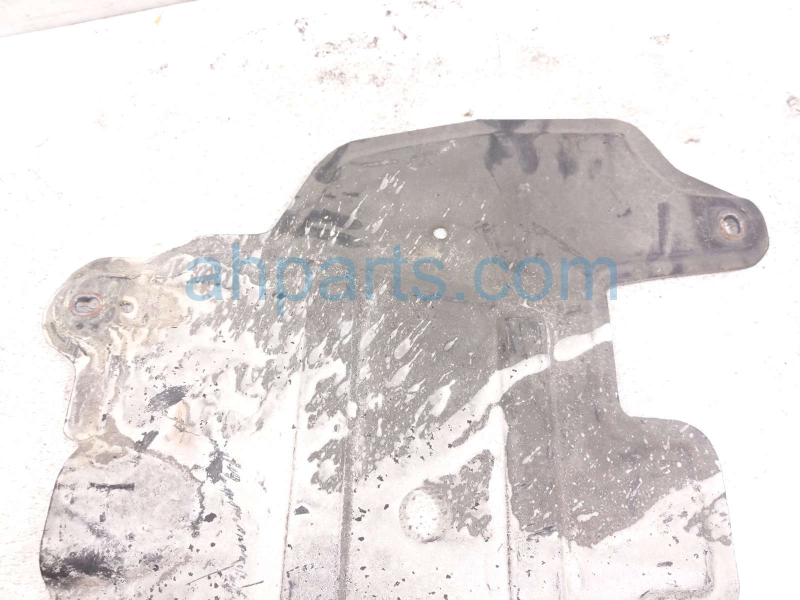 2024 Toyota Tacoma Front Lower Engine Splash Shield 51420 AK021 Replacement 2024 Toyota Tacoma Front Lower Engine Splash Shield 51420 AK021 Replacement thumbnail
