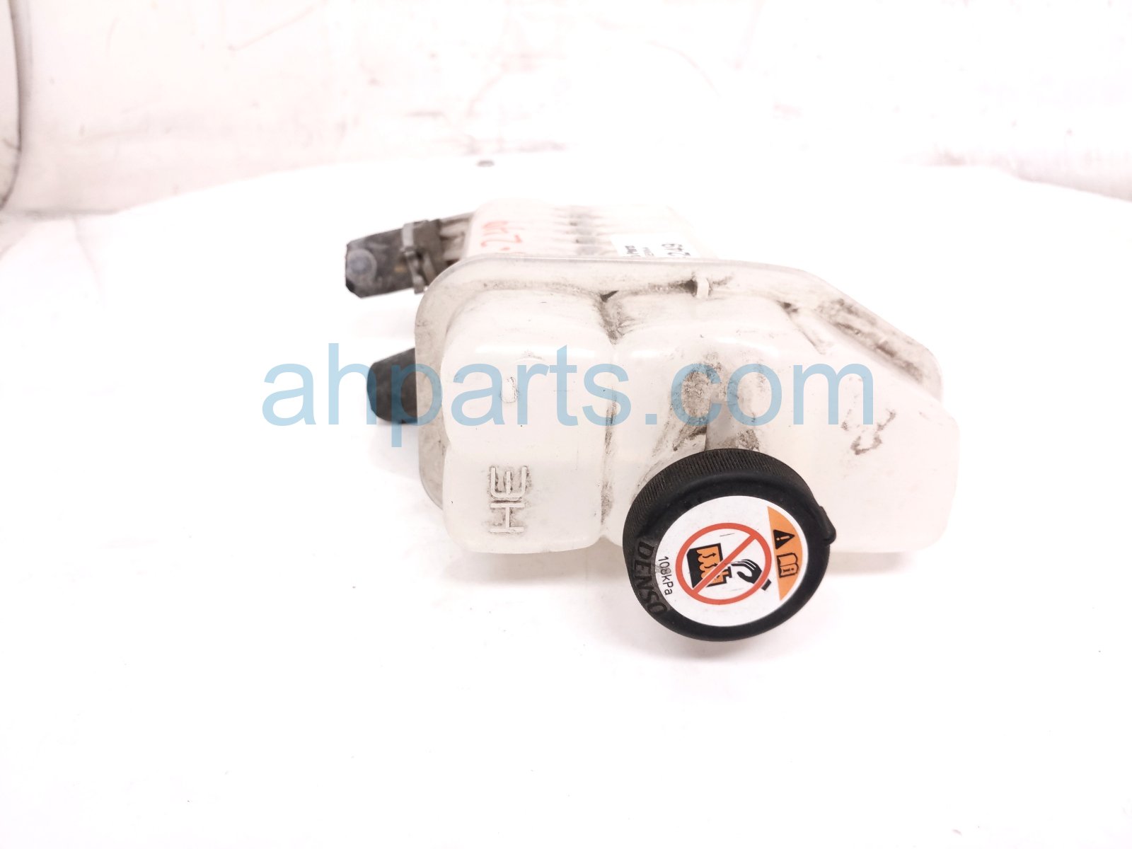 2022 Toyota Sienna Inverter Overflow Reservoir Tank G910G 0R010 Replacement 2022 Toyota Sienna Inverter Overflow Reservoir Tank G910G 0R010 Replacement thumbnail