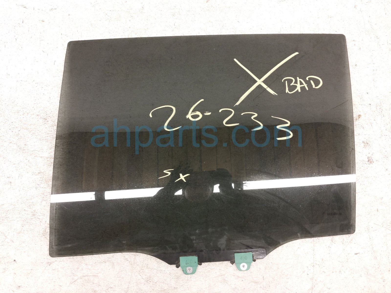 2020 Honda Pilot Rear Passenger Door Glass Window 73400 TG7 A00 Replacement 2020 Honda Pilot Rear Passenger Door Glass Window 73400 TG7 A00 Replacement thumbnail