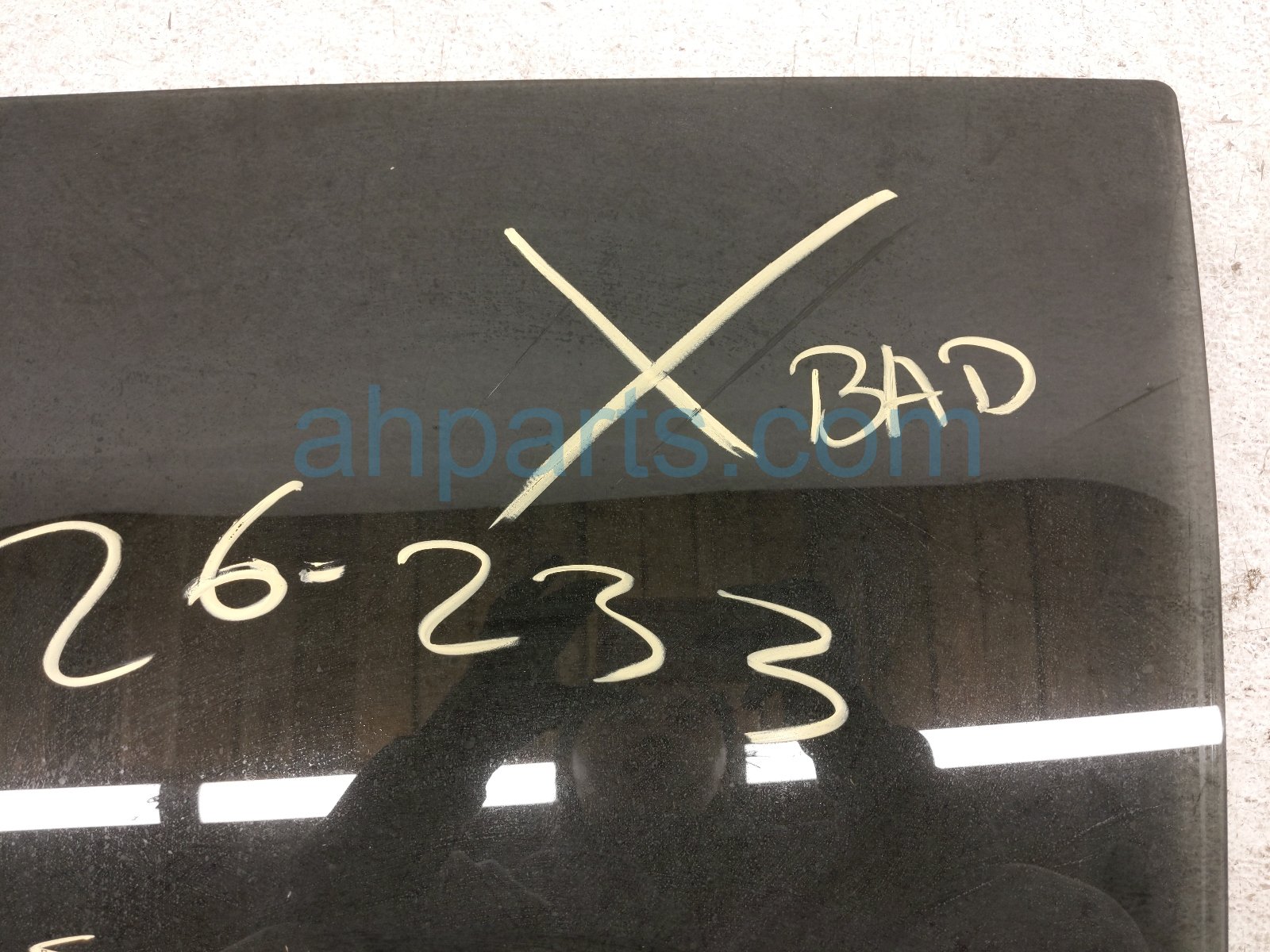 2020 Honda Pilot Rear Passenger Door Glass Window 73400 TG7 A00 Replacement 2020 Honda Pilot Rear Passenger Door Glass Window 73400 TG7 A00 Replacement thumbnail
