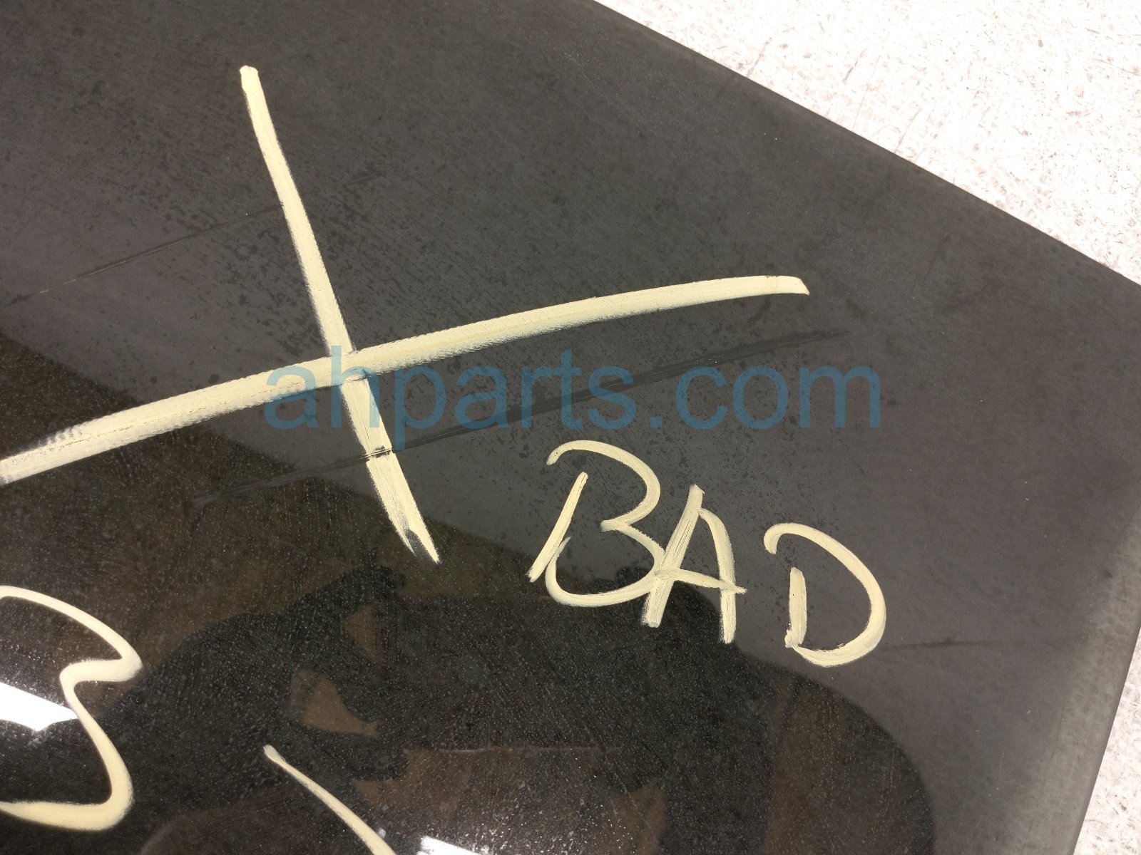 2020 Honda Pilot Rear Passenger Door Glass Window 73400 TG7 A00 Replacement 2020 Honda Pilot Rear Passenger Door Glass Window 73400 TG7 A00 Replacement thumbnail